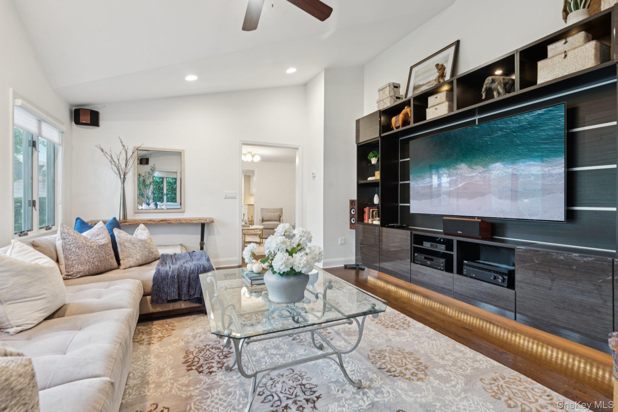 85 Kilburn Road, Garden City, NY 11530