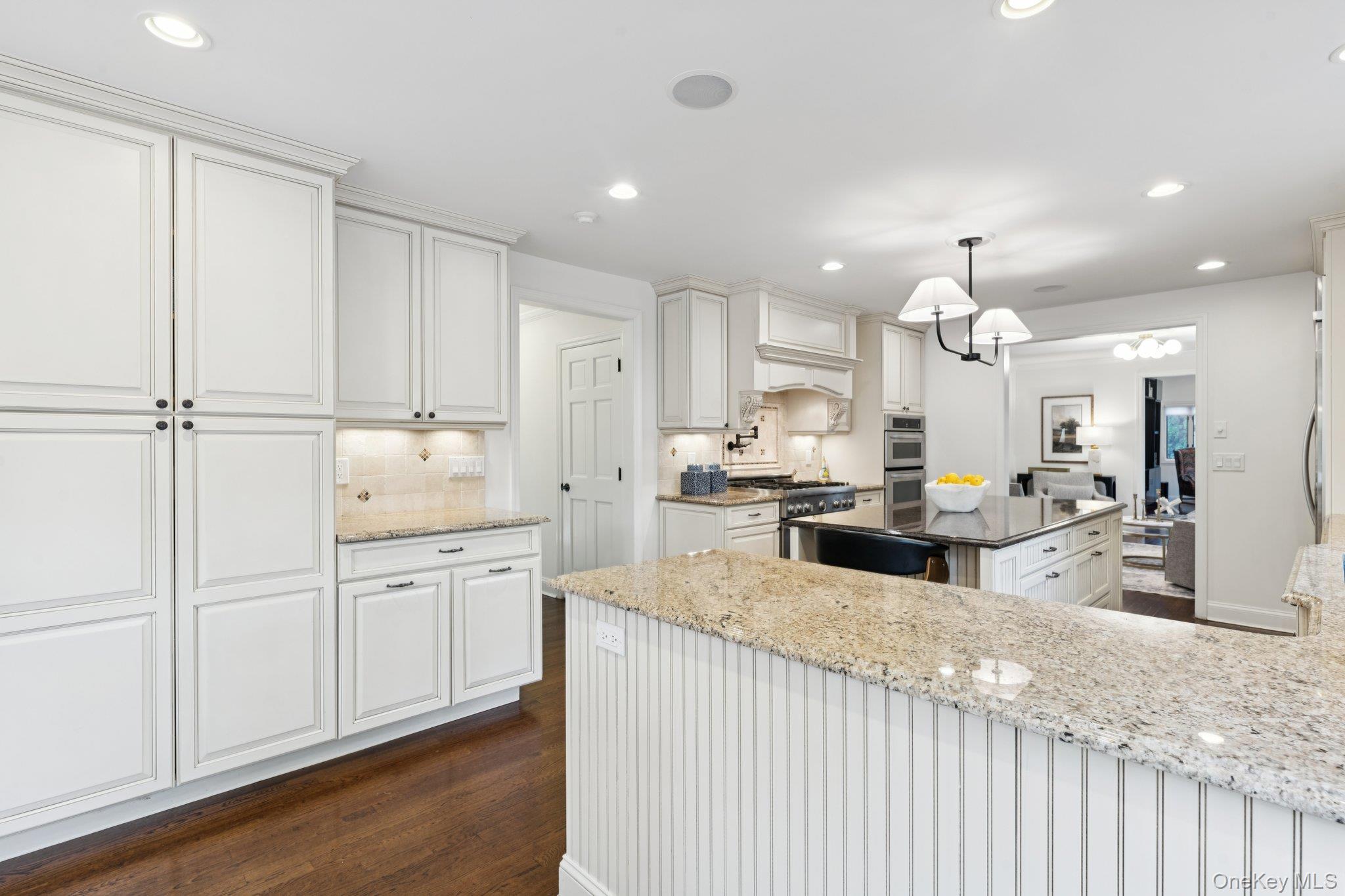 85 Kilburn Road, Garden City, NY 11530