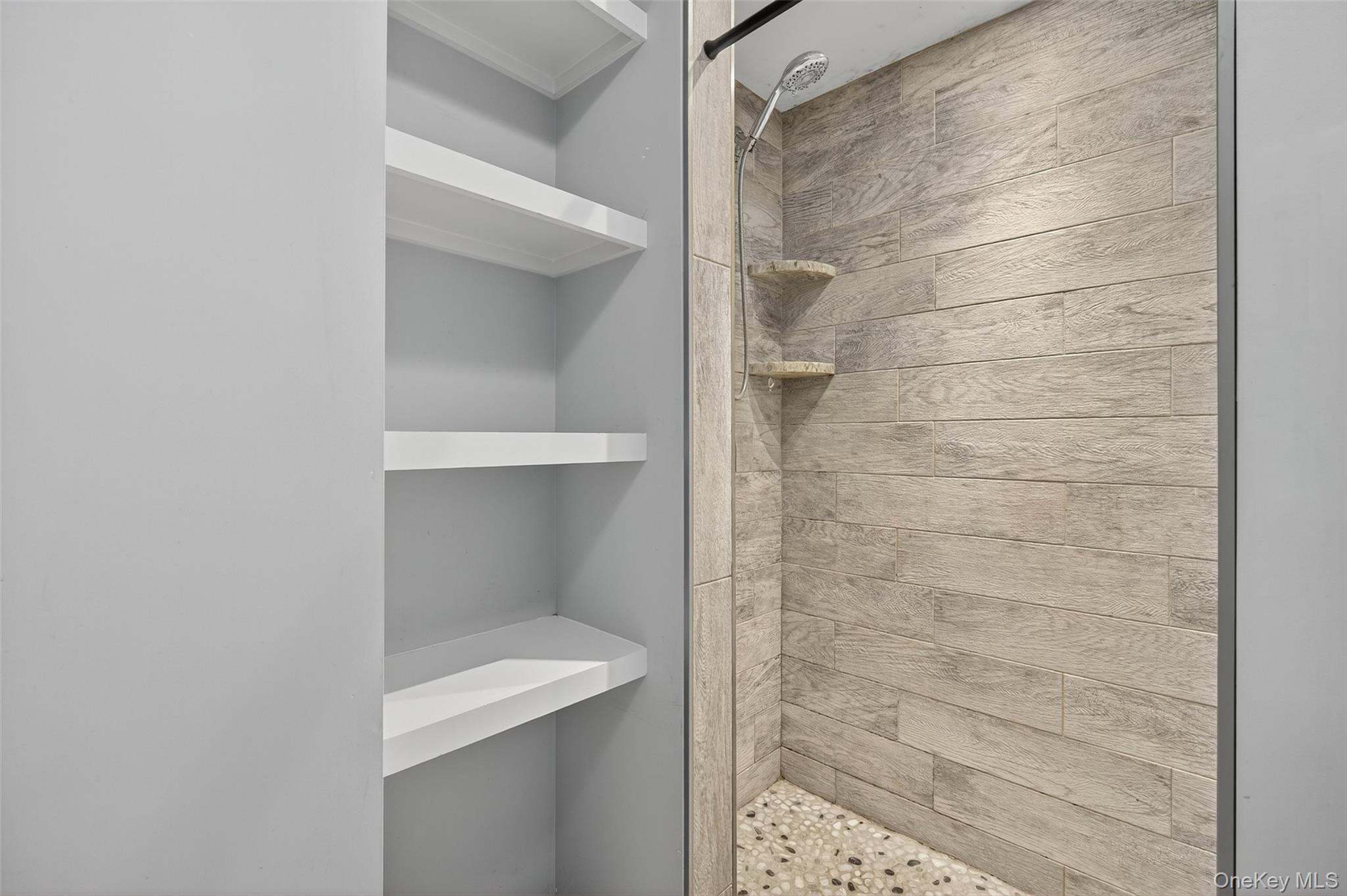 24 Fairview Road, Mahopac, NY 10541