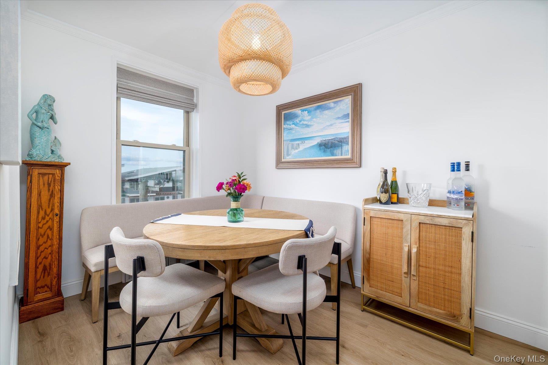 560 W Broadway # 4G, Long Beach, NY 11561