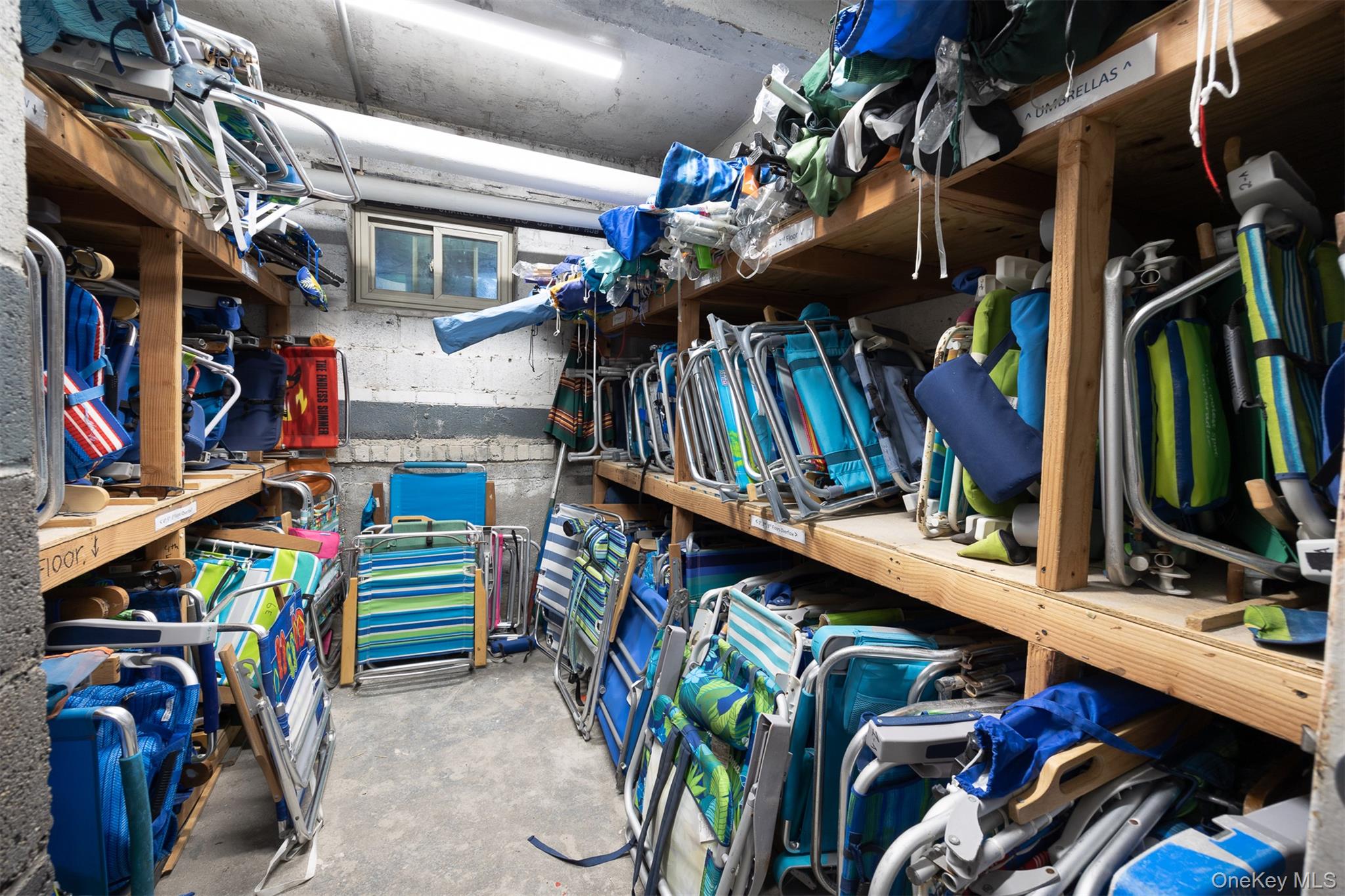 560 W Broadway # 4G, Long Beach, NY 11561