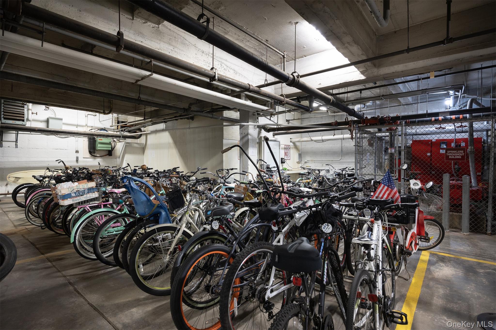 560 W Broadway # 4G, Long Beach, NY 11561