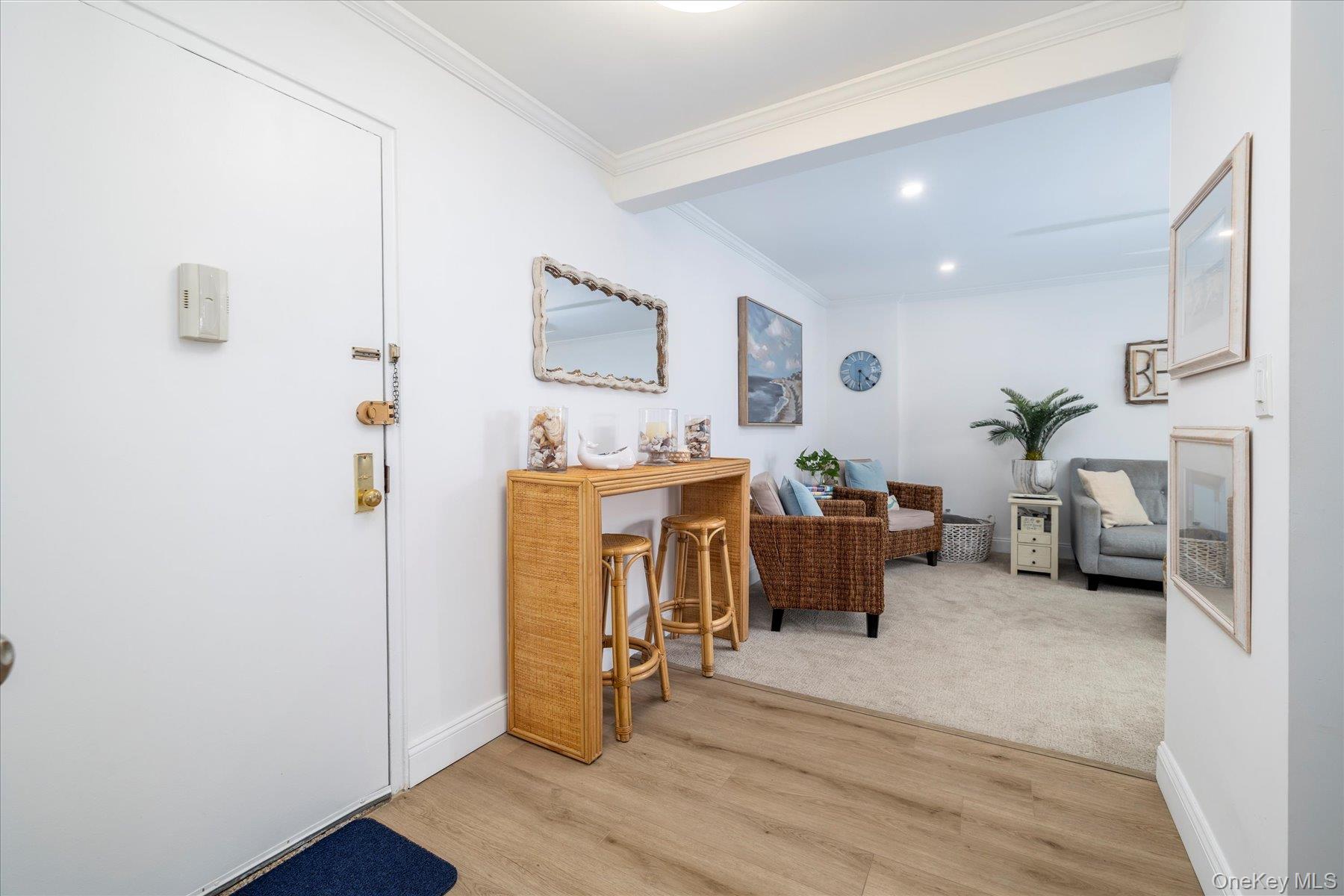 560 W Broadway # 4G, Long Beach, NY 11561