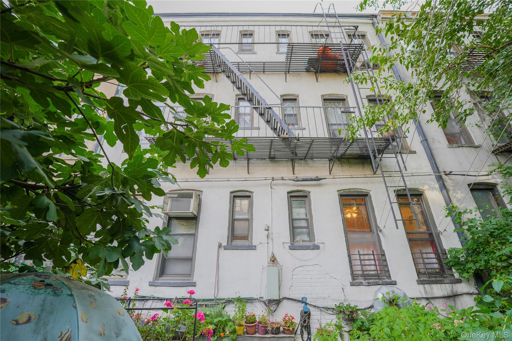 2042 Gates Avenue, Ridgewood, NY 11385