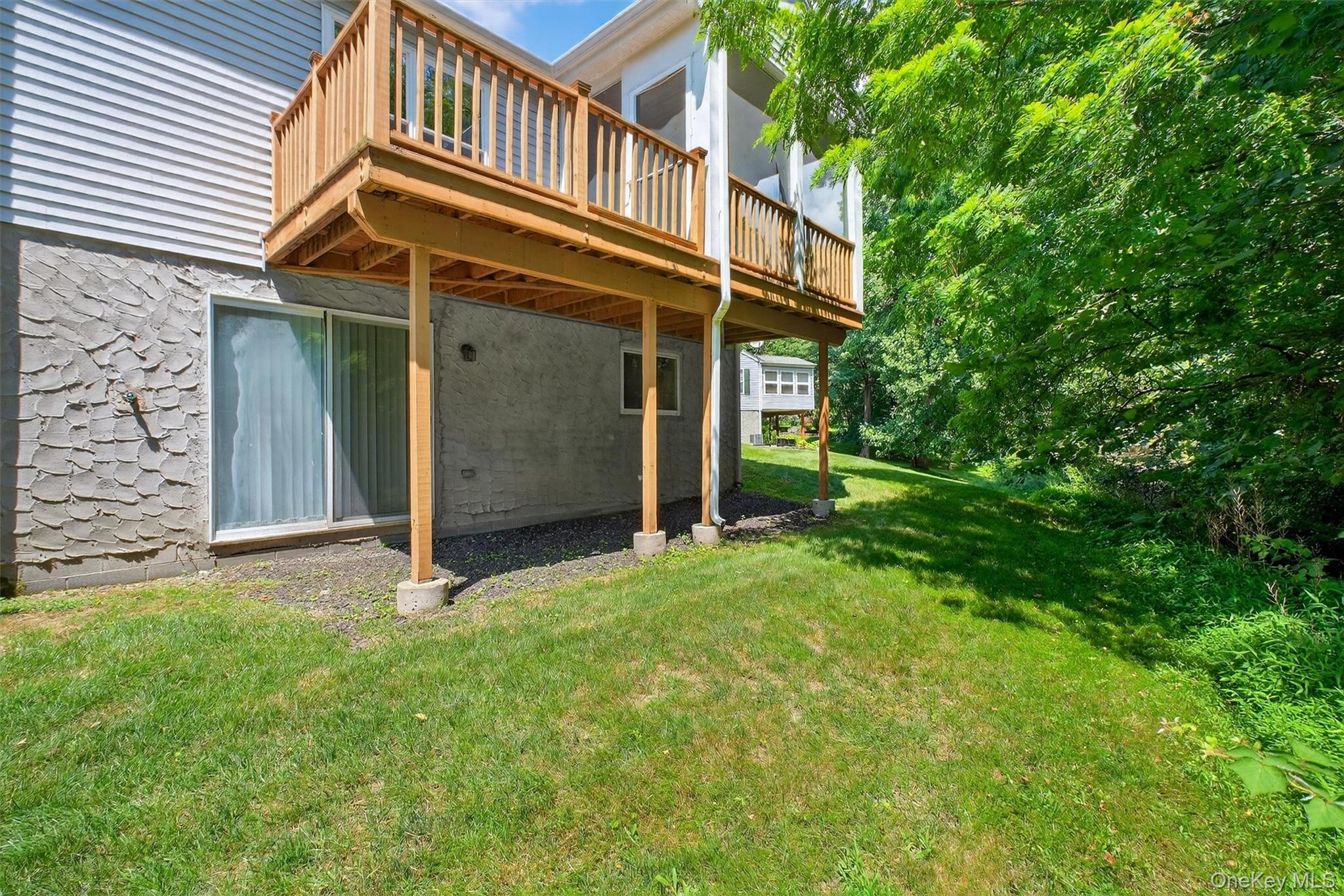 36 Tall Tree Lane, Poughkeepsie, NY 12601