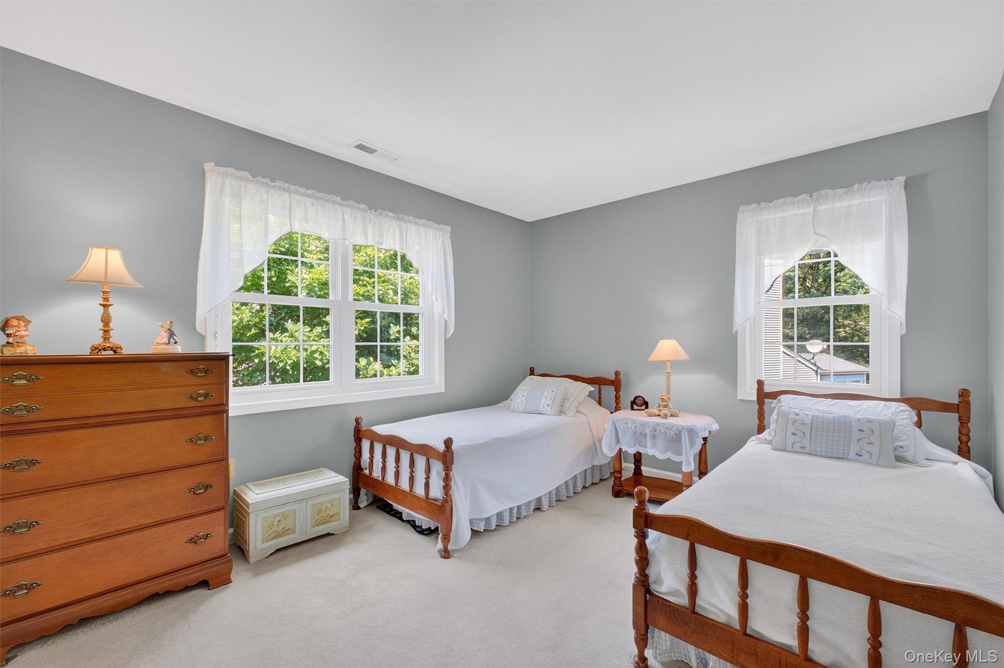 36 Tall Tree Lane, Poughkeepsie, NY 12601