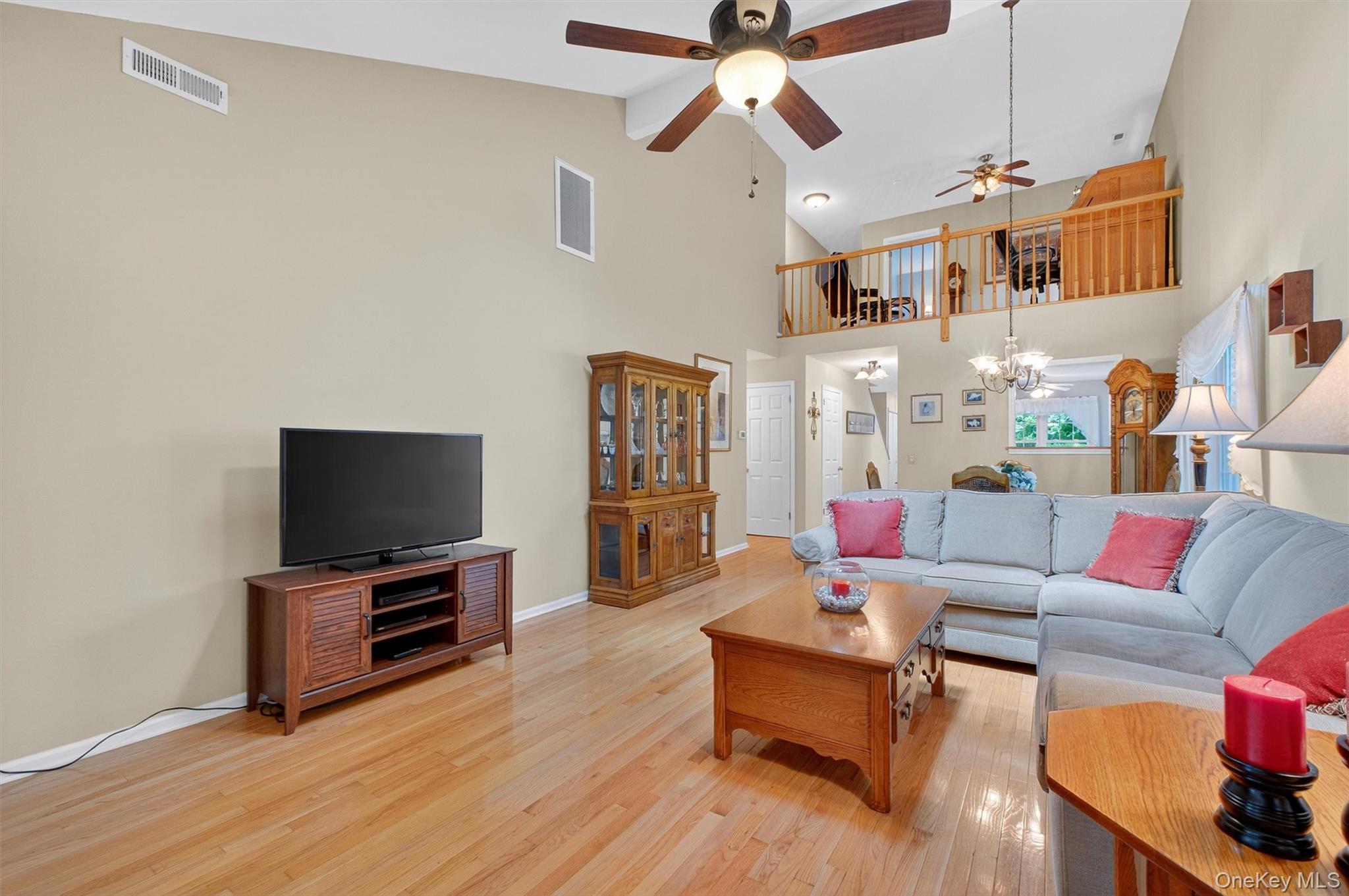 36 Tall Tree Lane, Poughkeepsie, NY 12601