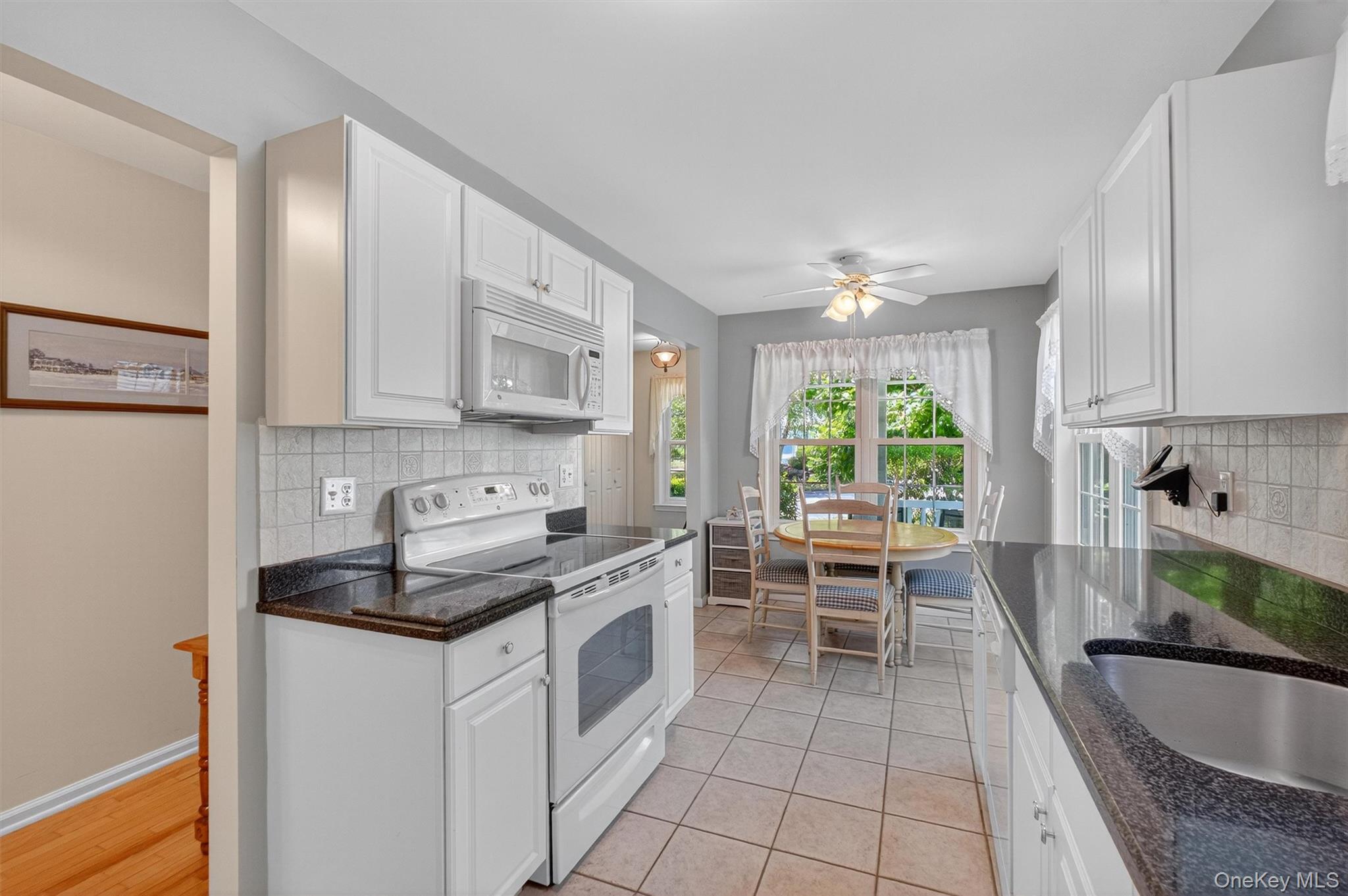 36 Tall Tree Lane, Poughkeepsie, NY 12601