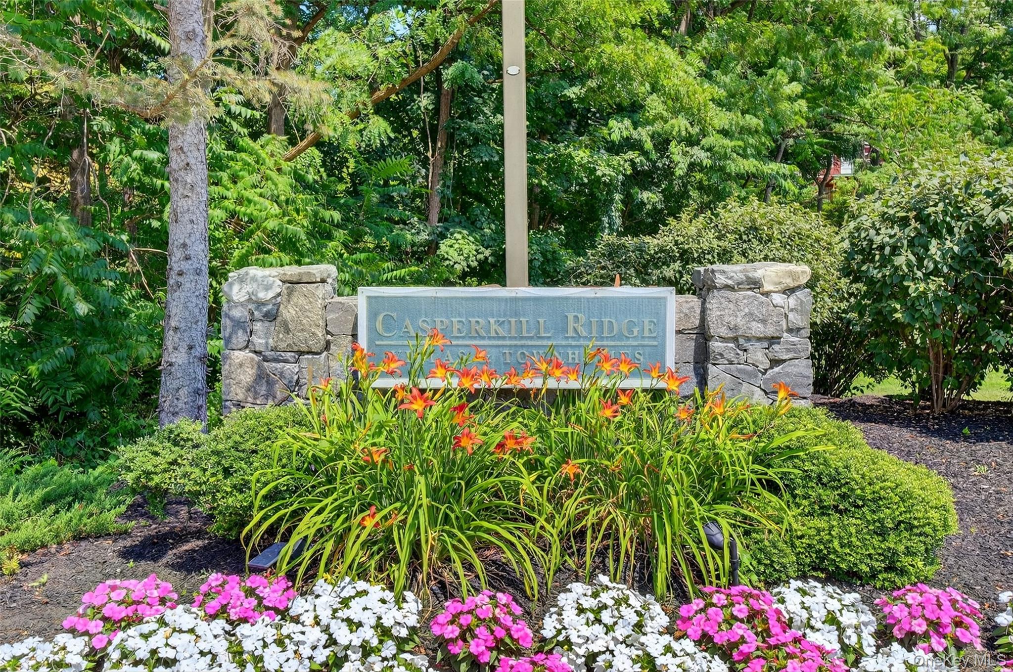 36 Tall Tree Lane, Poughkeepsie, NY 12601