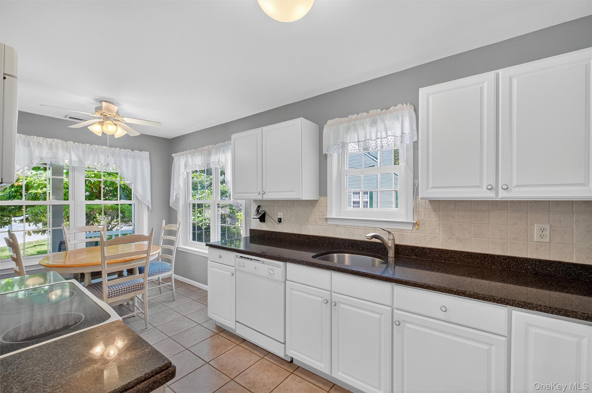 36 Tall Tree Lane, Poughkeepsie, NY 12601