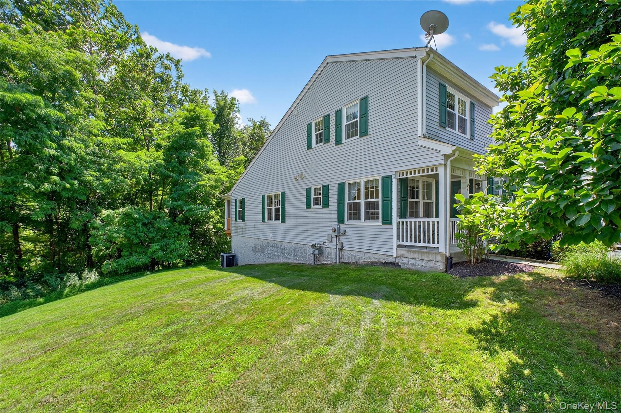 36 Tall Tree Lane, Poughkeepsie, NY 12601