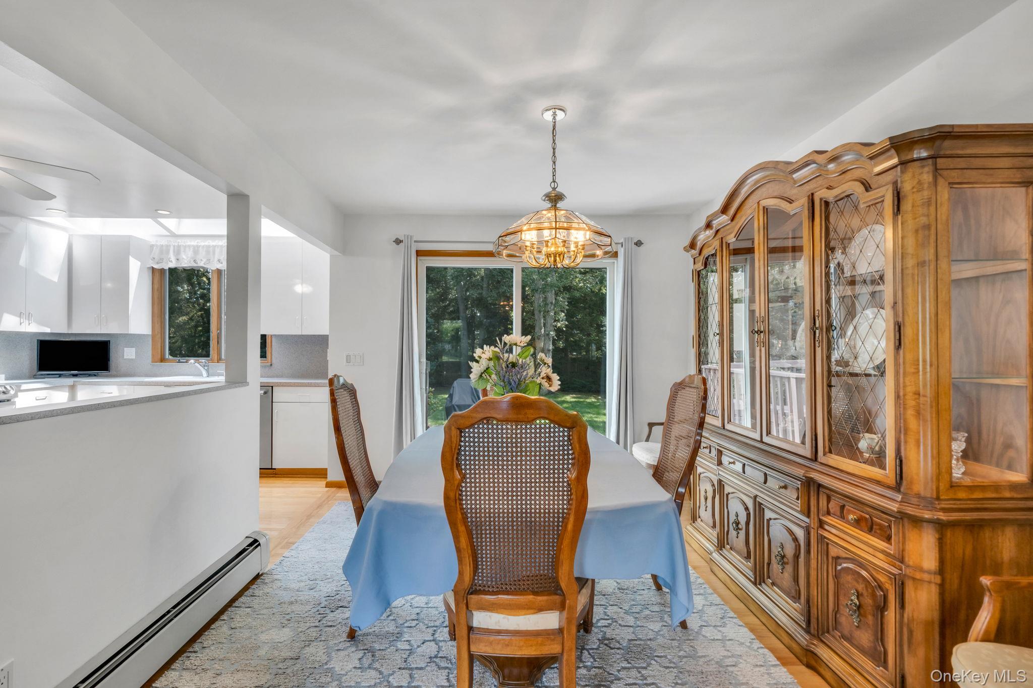 9 Lorraine Court, Smithtown, NY 11787