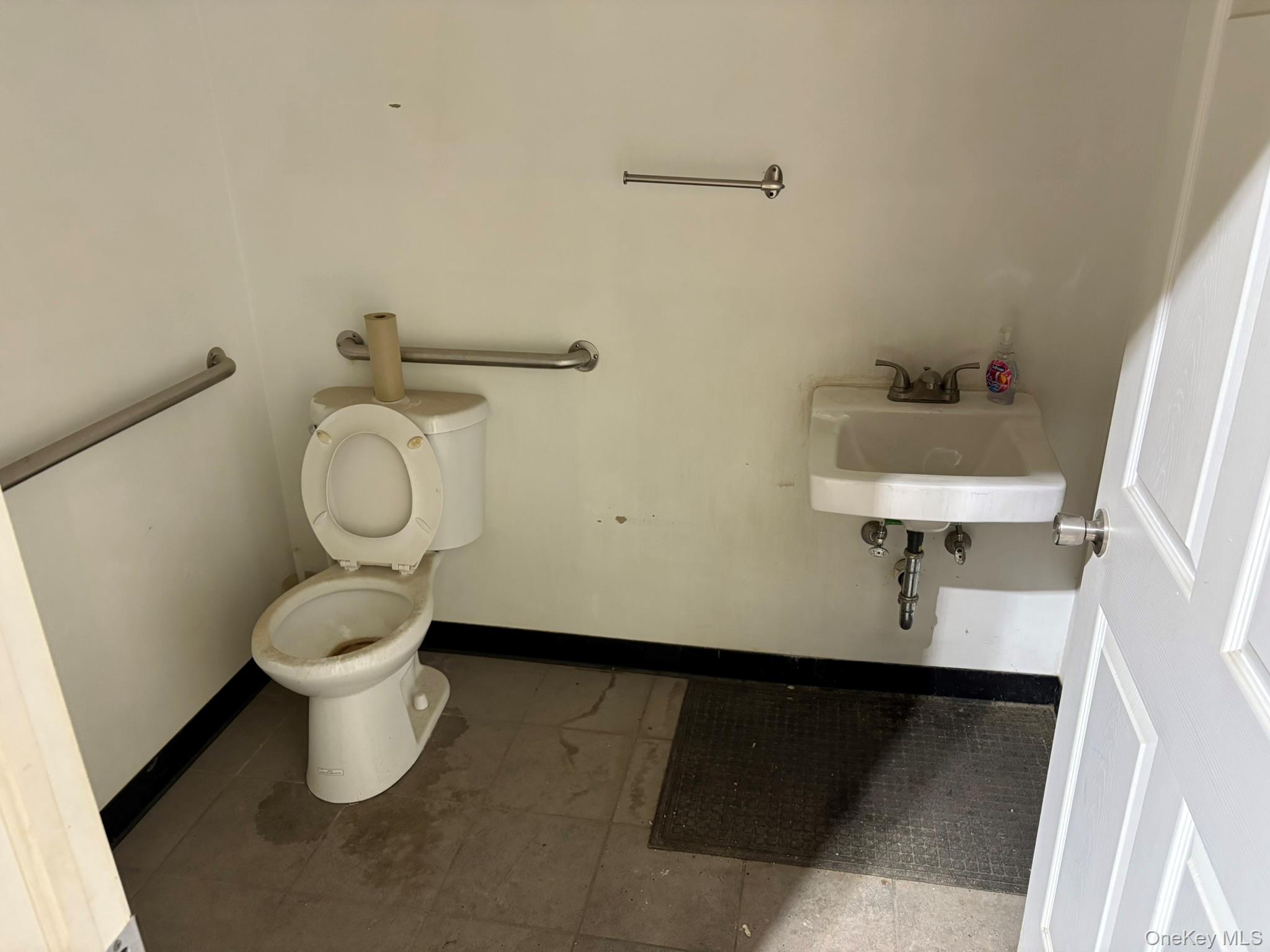 3139 Route 9W # 7, Saugerties, NY 12477