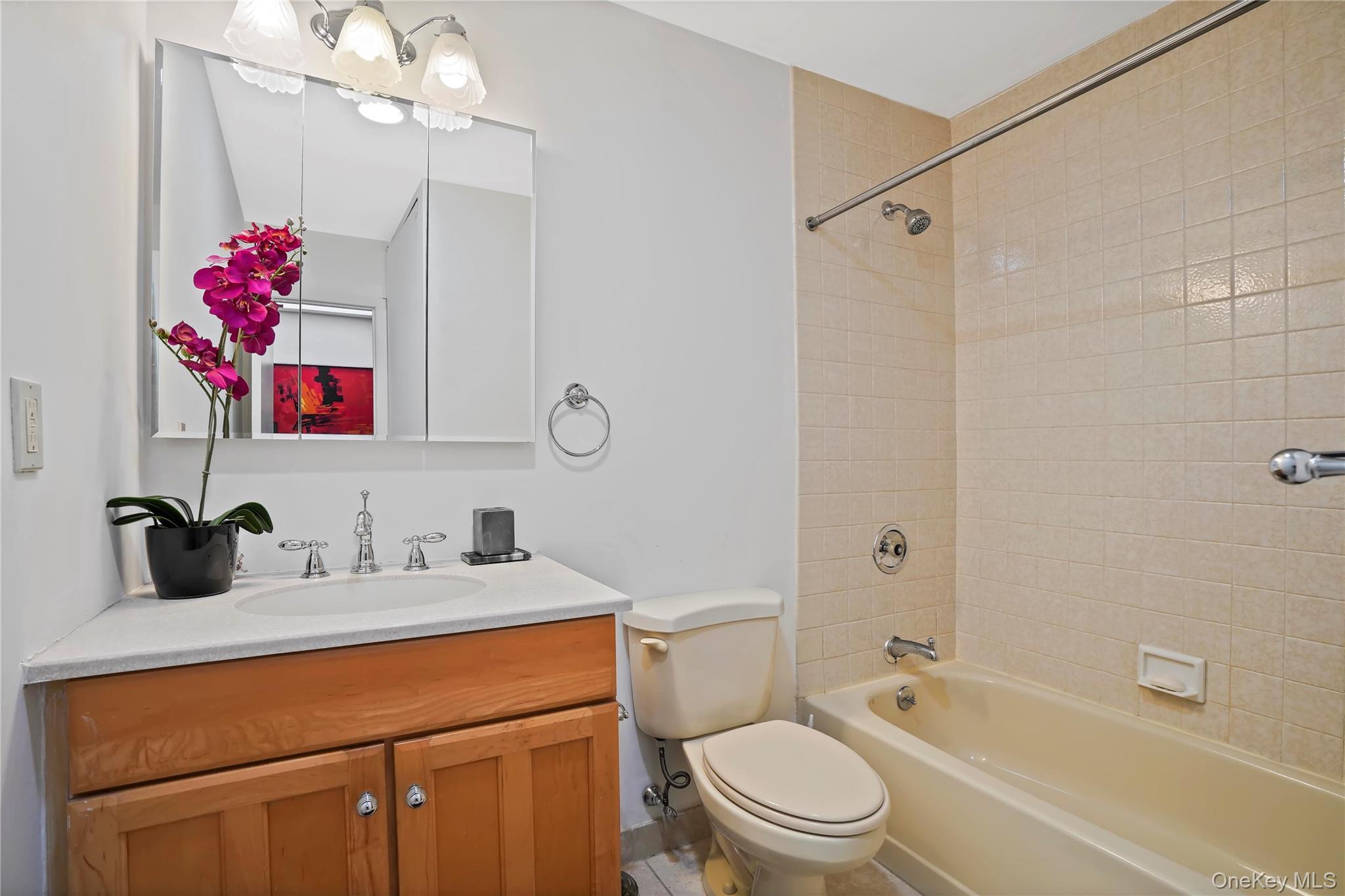 55 N Broadway # 3-9, White Plains, NY 10601