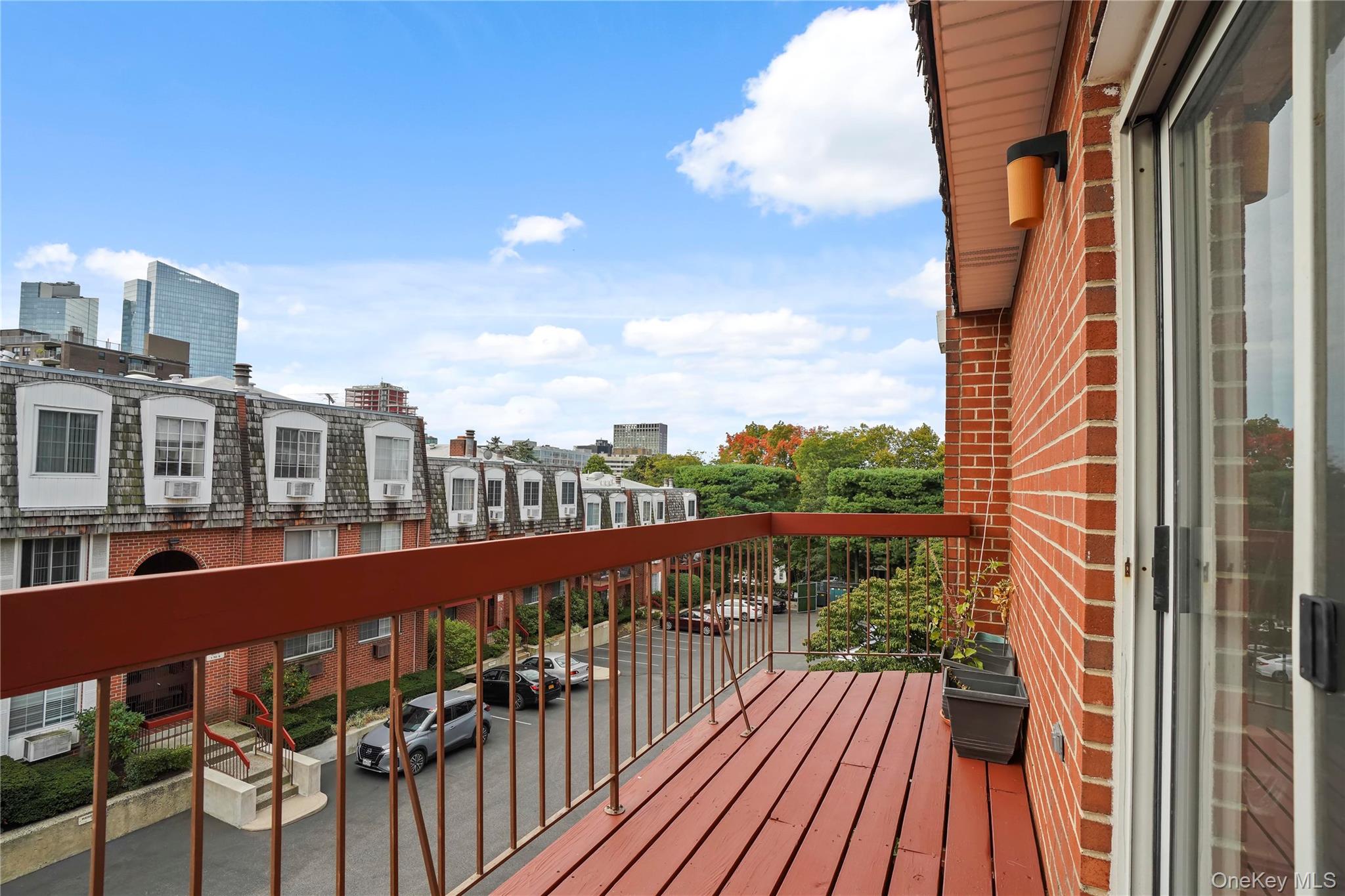 55 N Broadway # 3-9, White Plains, NY 10601