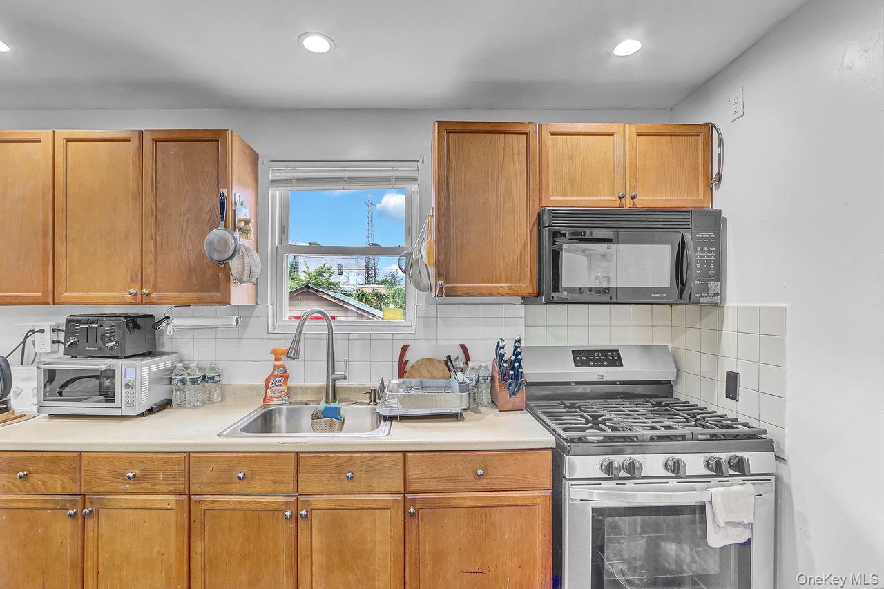 12244 Nellis Street, Springfield Gardens, NY 11413