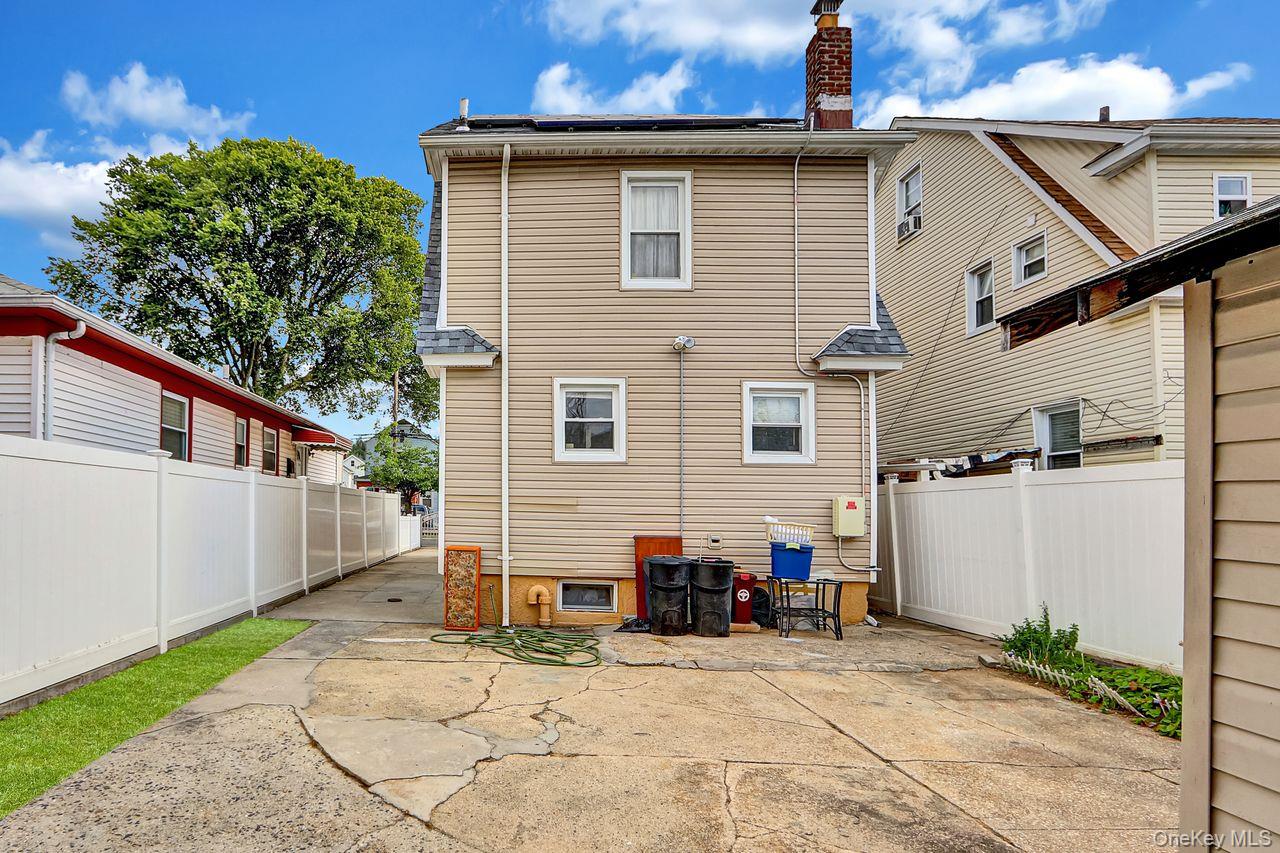 12244 Nellis Street, Springfield Gardens, NY 11413