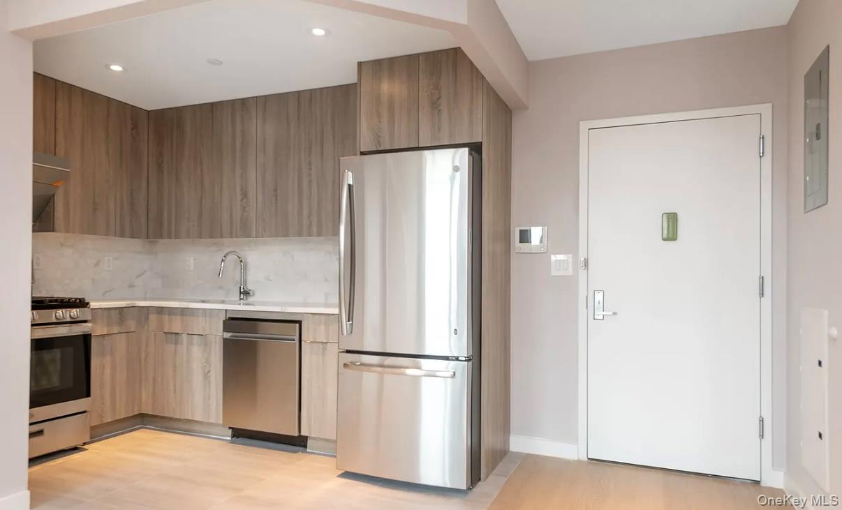 3258 105th Street # 4A, East Elmhurst, NY 11369