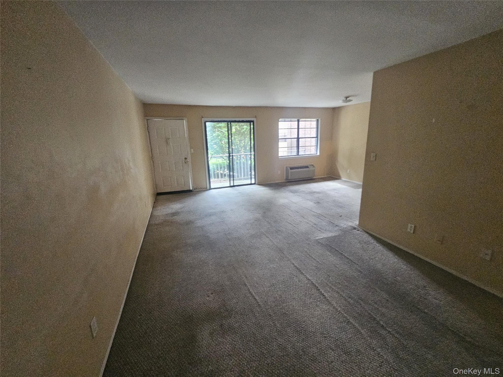 424 Carpenter Avenue # 11, Newburgh, NY 12550