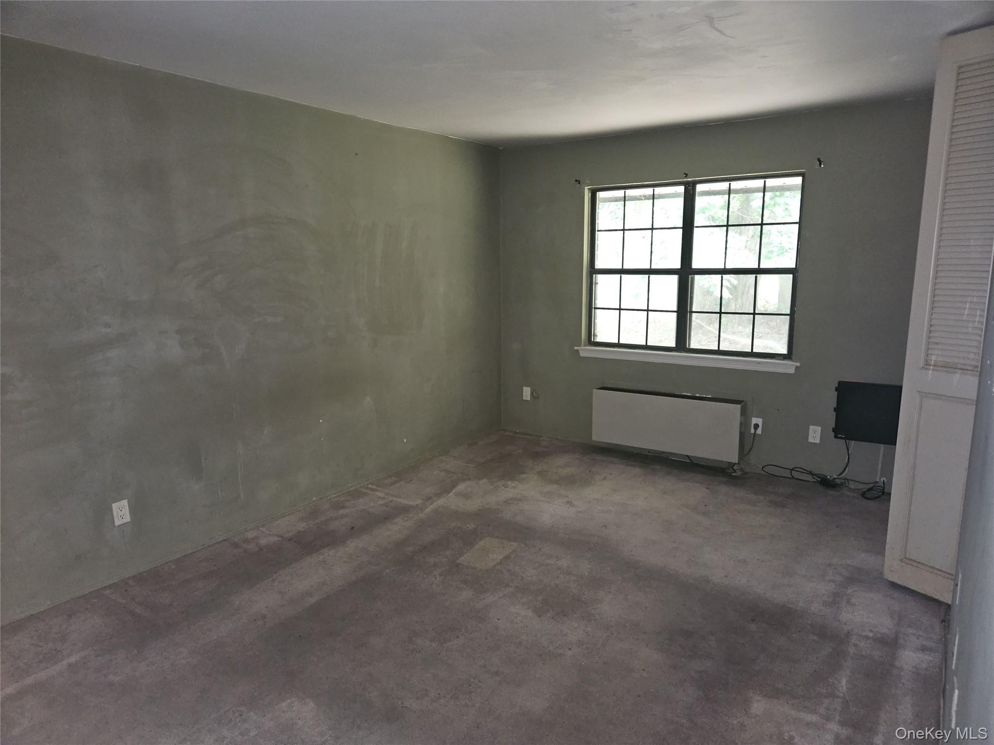 424 Carpenter Avenue # 11, Newburgh, NY 12550