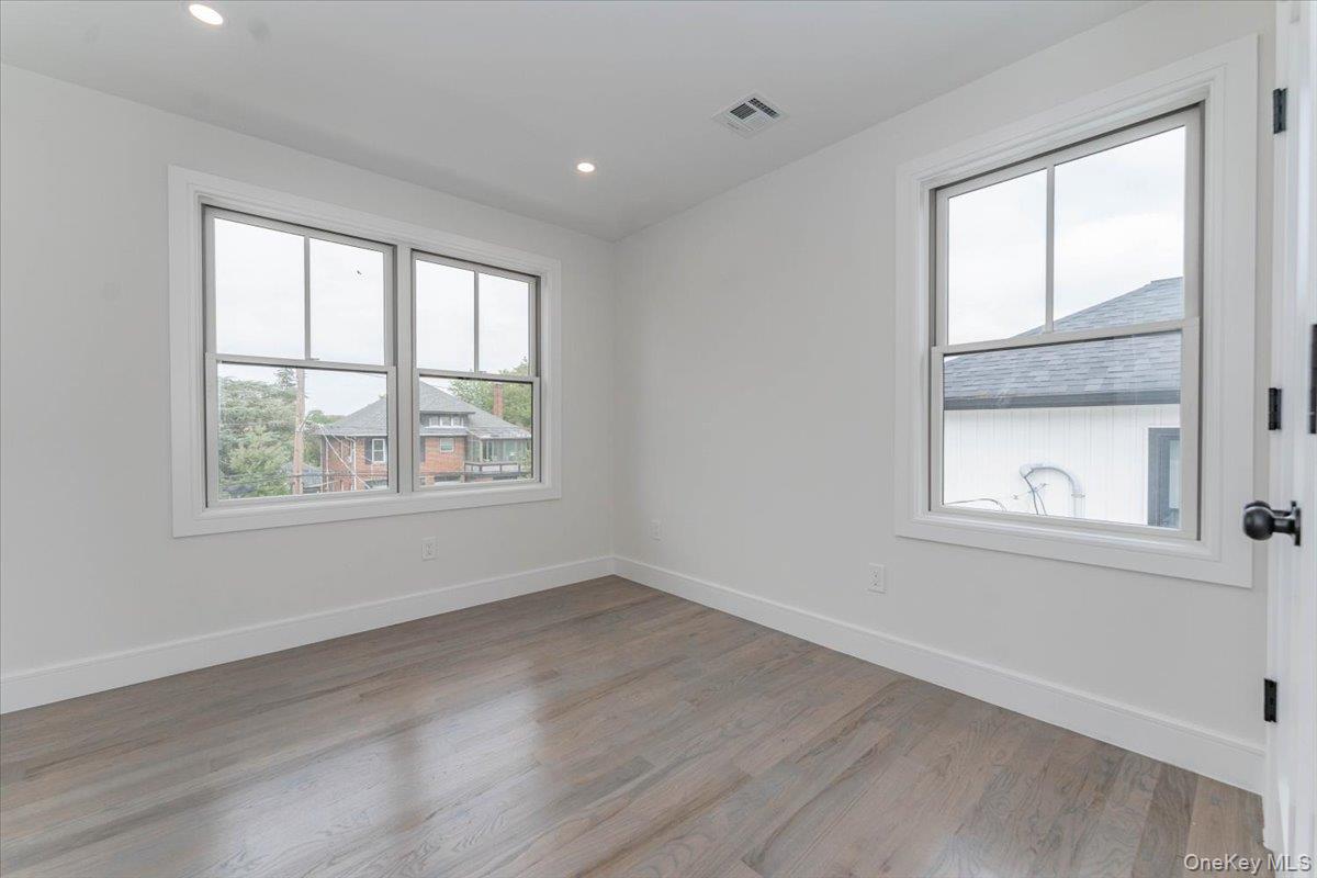 905 Greenfield Road, Woodmere, NY 11598