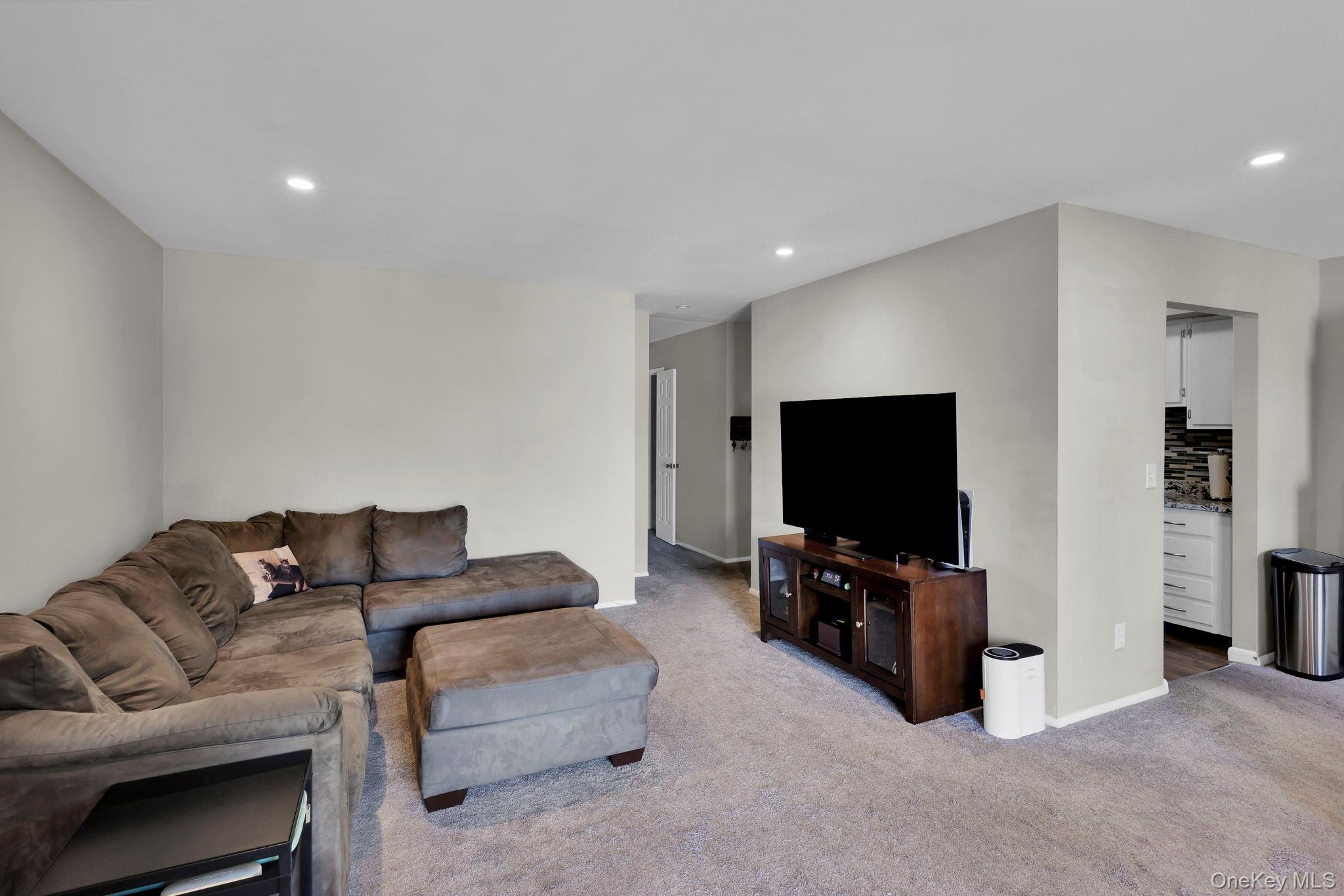 2404 Cherry Hill Drive, Poughkeepsie, NY 12603