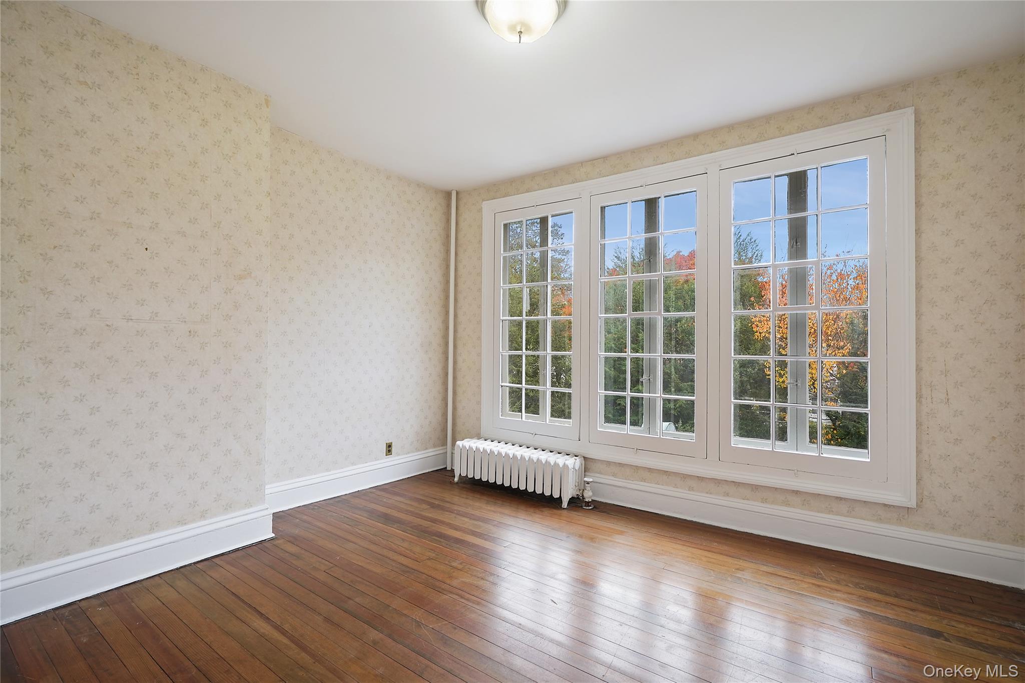 706 Fairway Avenue, Mamaroneck, NY 10543