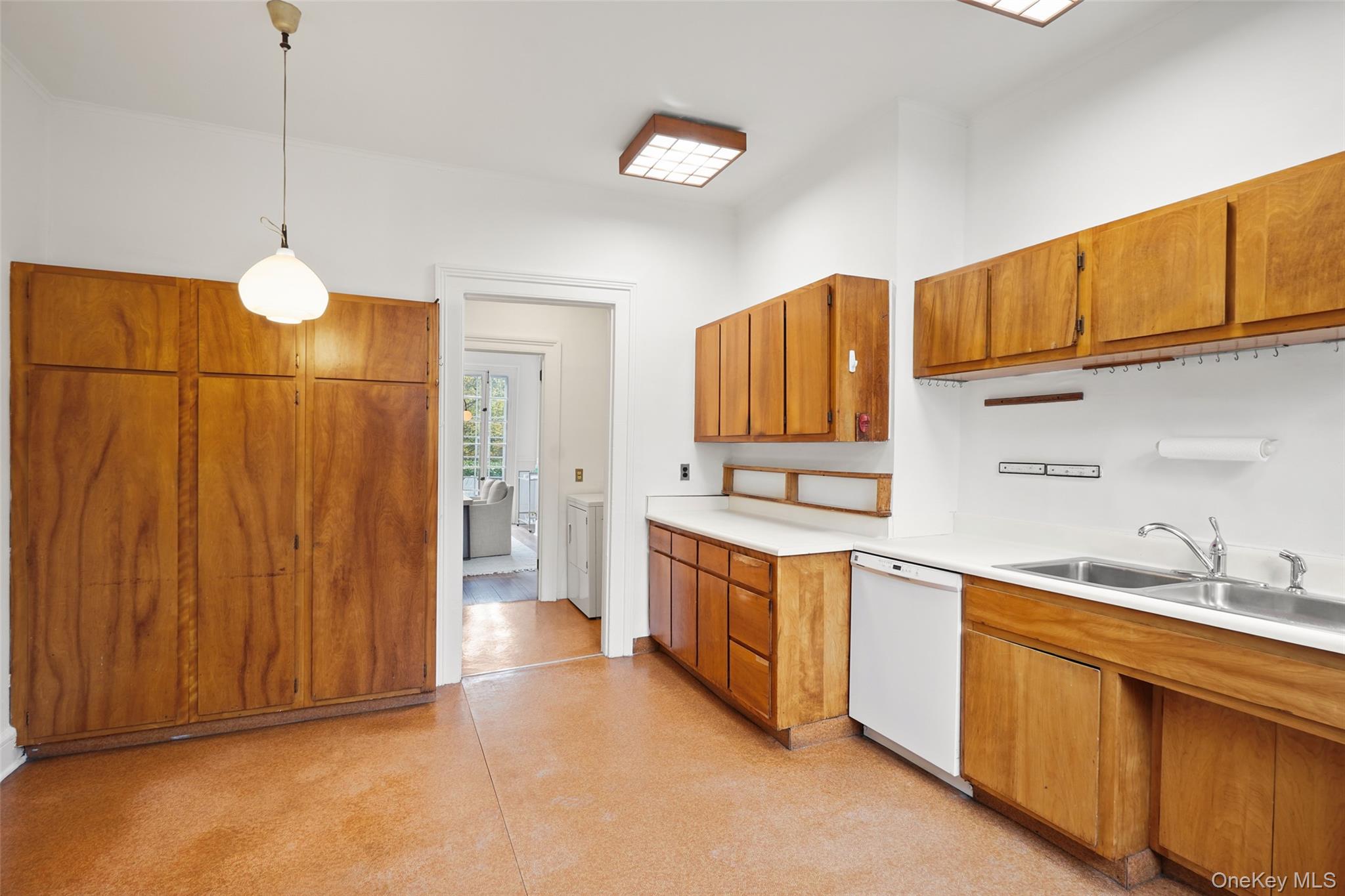 706 Fairway Avenue, Mamaroneck, NY 10543