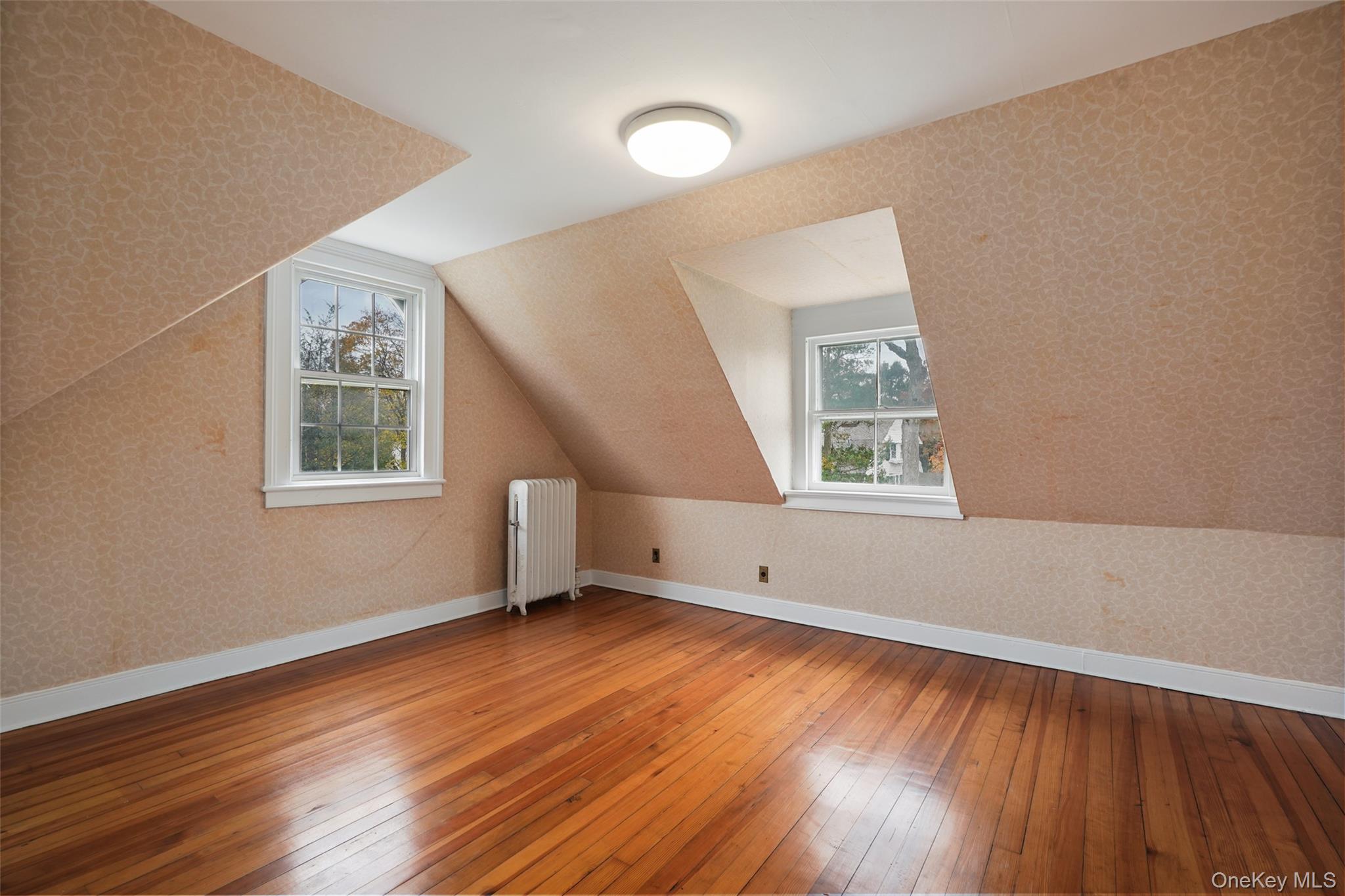 706 Fairway Avenue, Mamaroneck, NY 10543