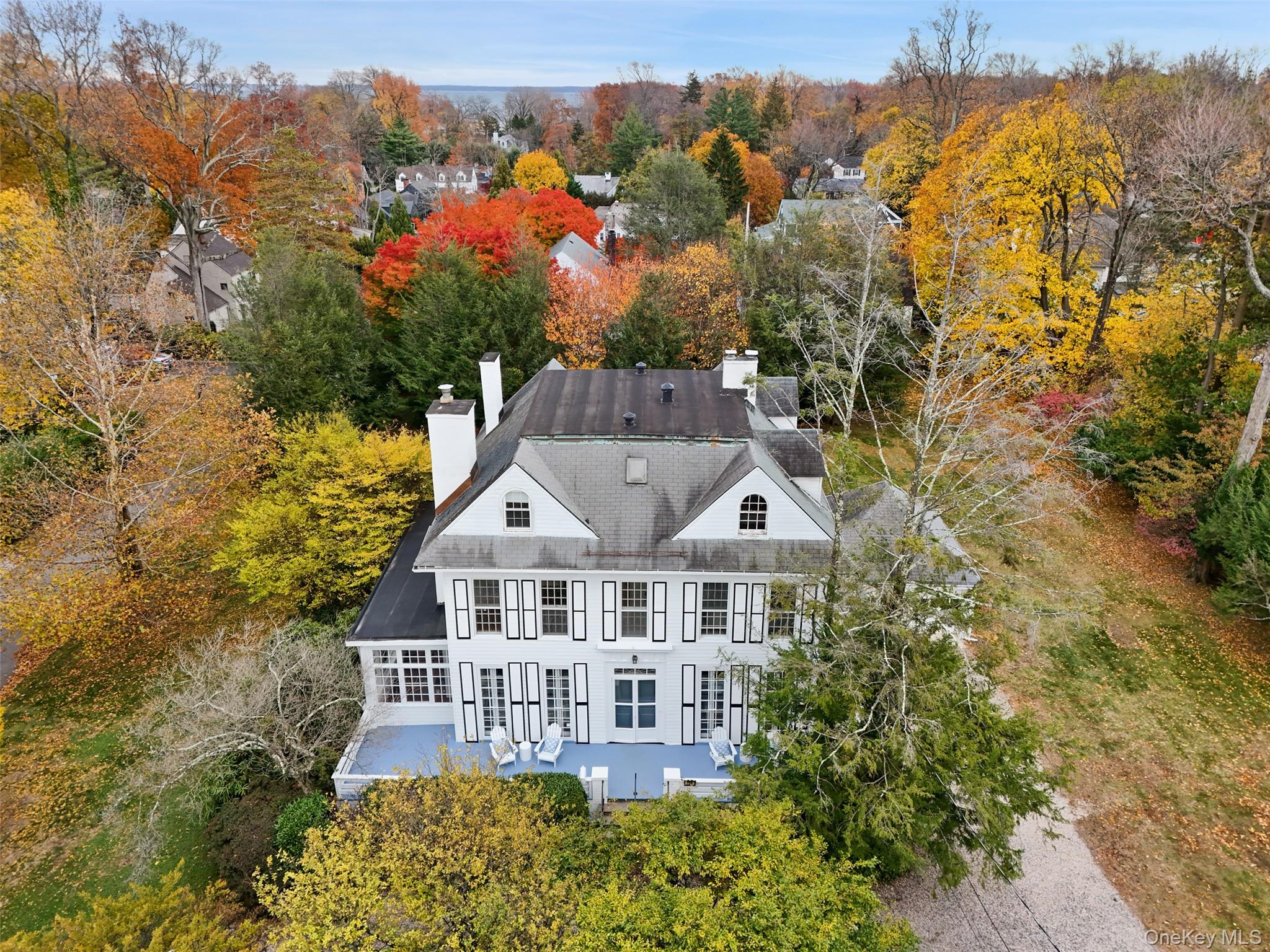 706 Fairway Avenue, Mamaroneck, NY 10543