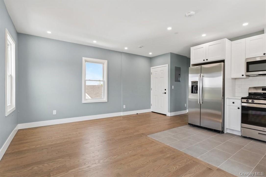 76 CROTONA Avenue # 3, Harrison, NY 10528