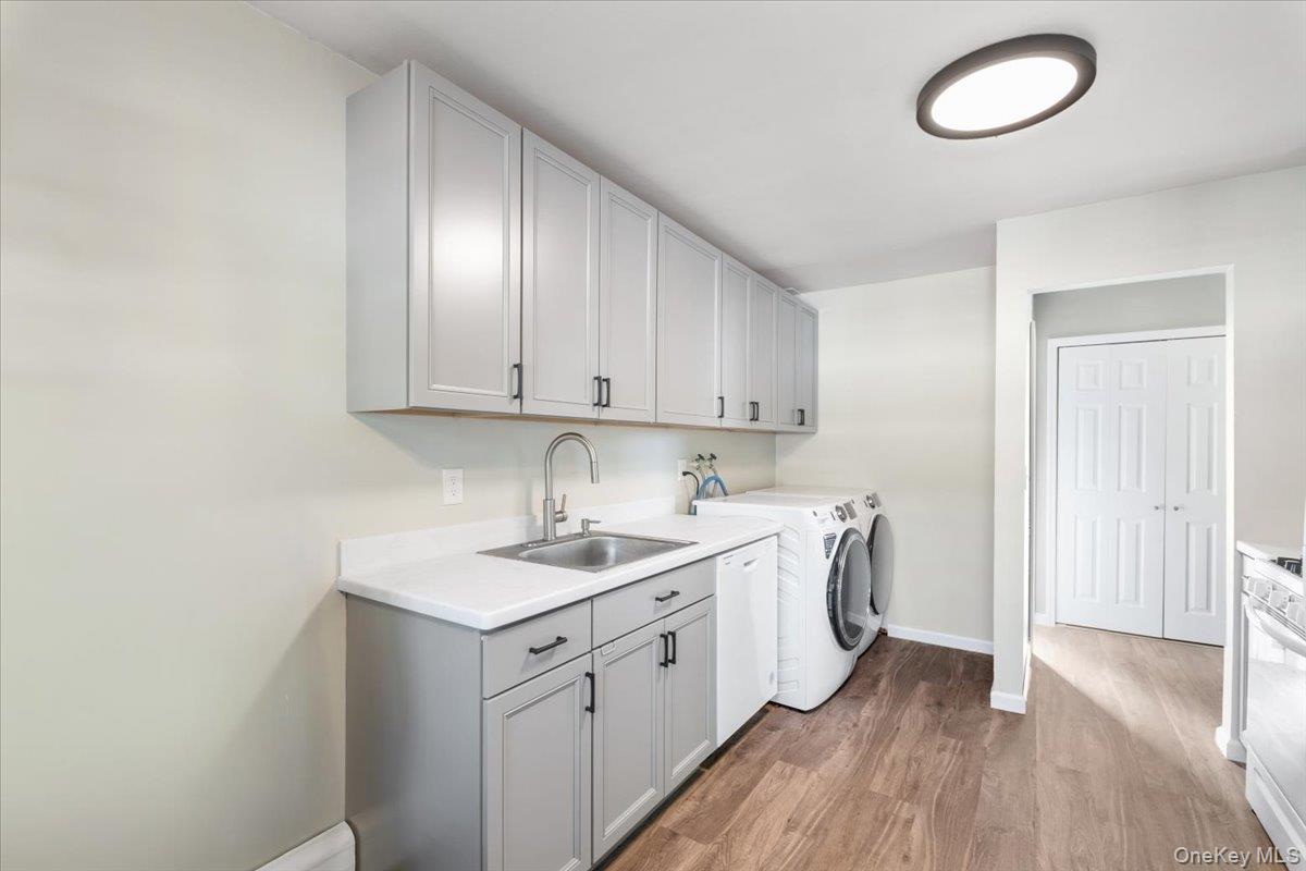 14 Alpine Drive # G, Wappingers Falls, NY 12590