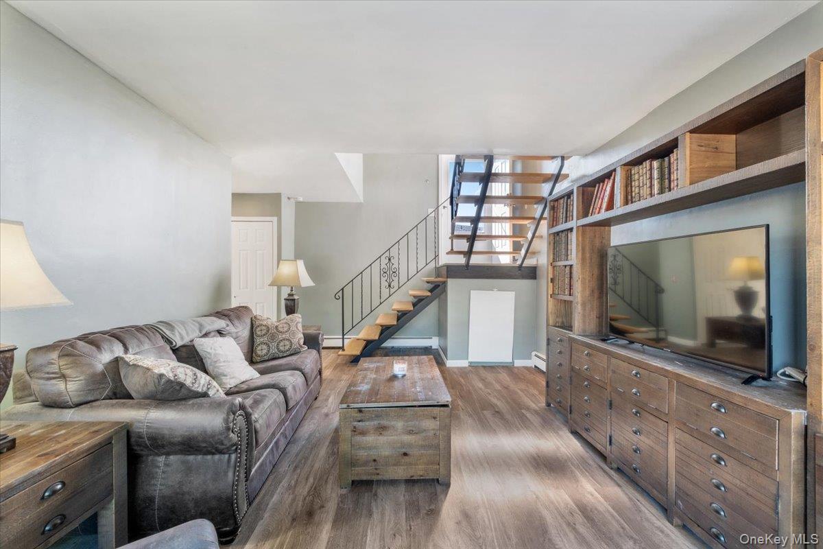 14 Alpine Drive # G, Wappingers Falls, NY 12590