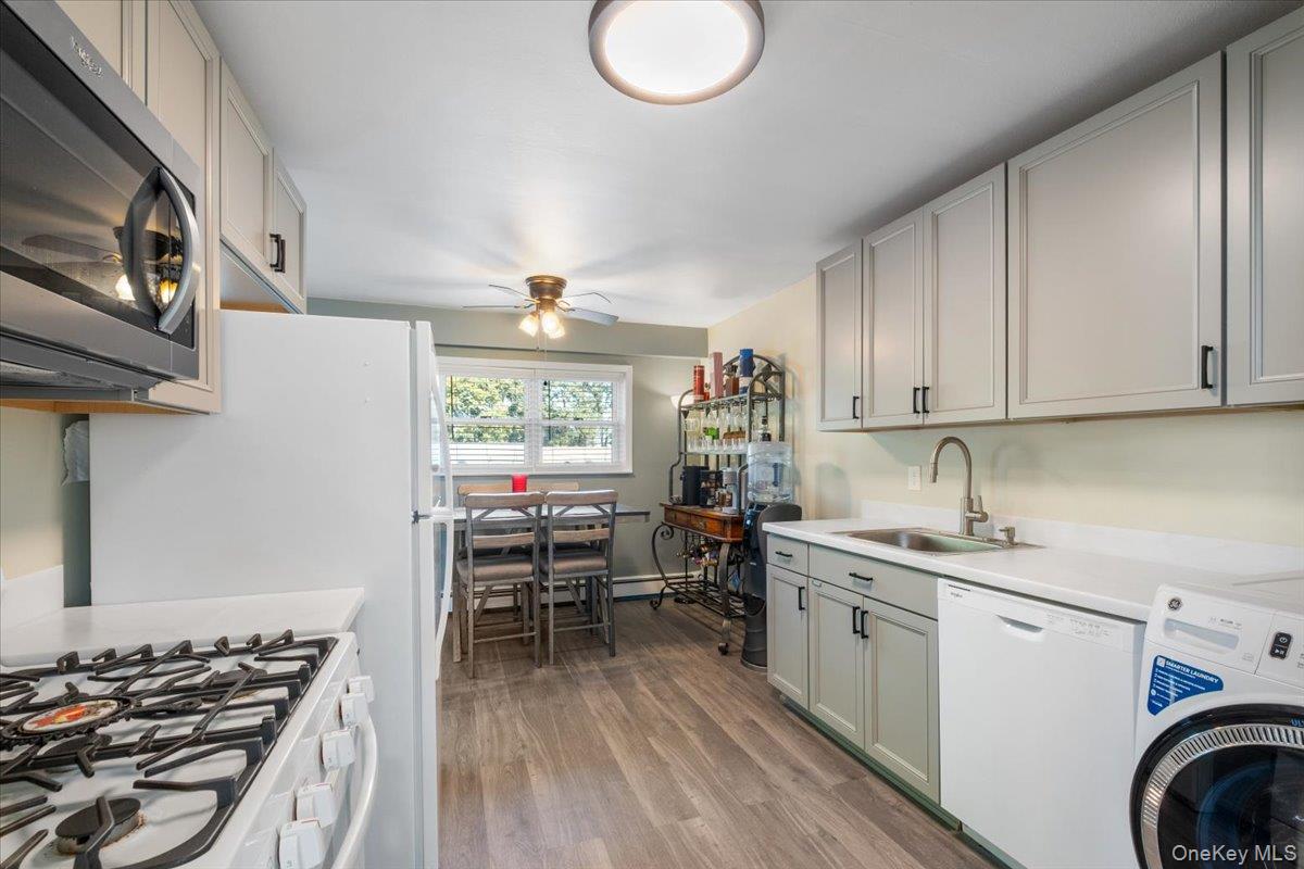 14 Alpine Drive # G, Wappingers Falls, NY 12590