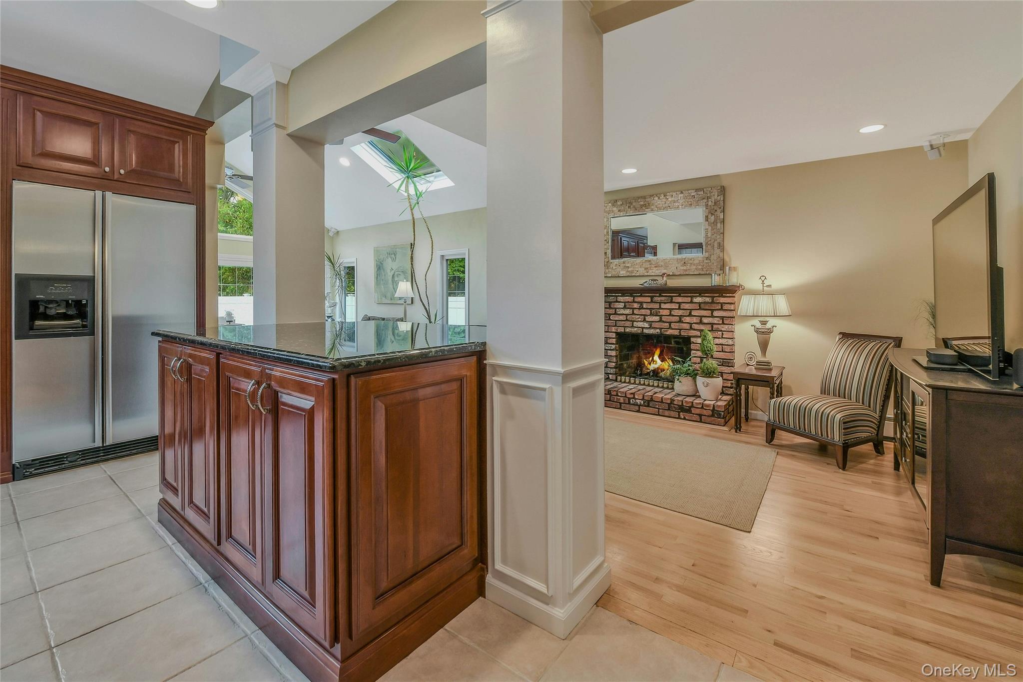 8 Gerek Avenue, West Islip, NY 11795