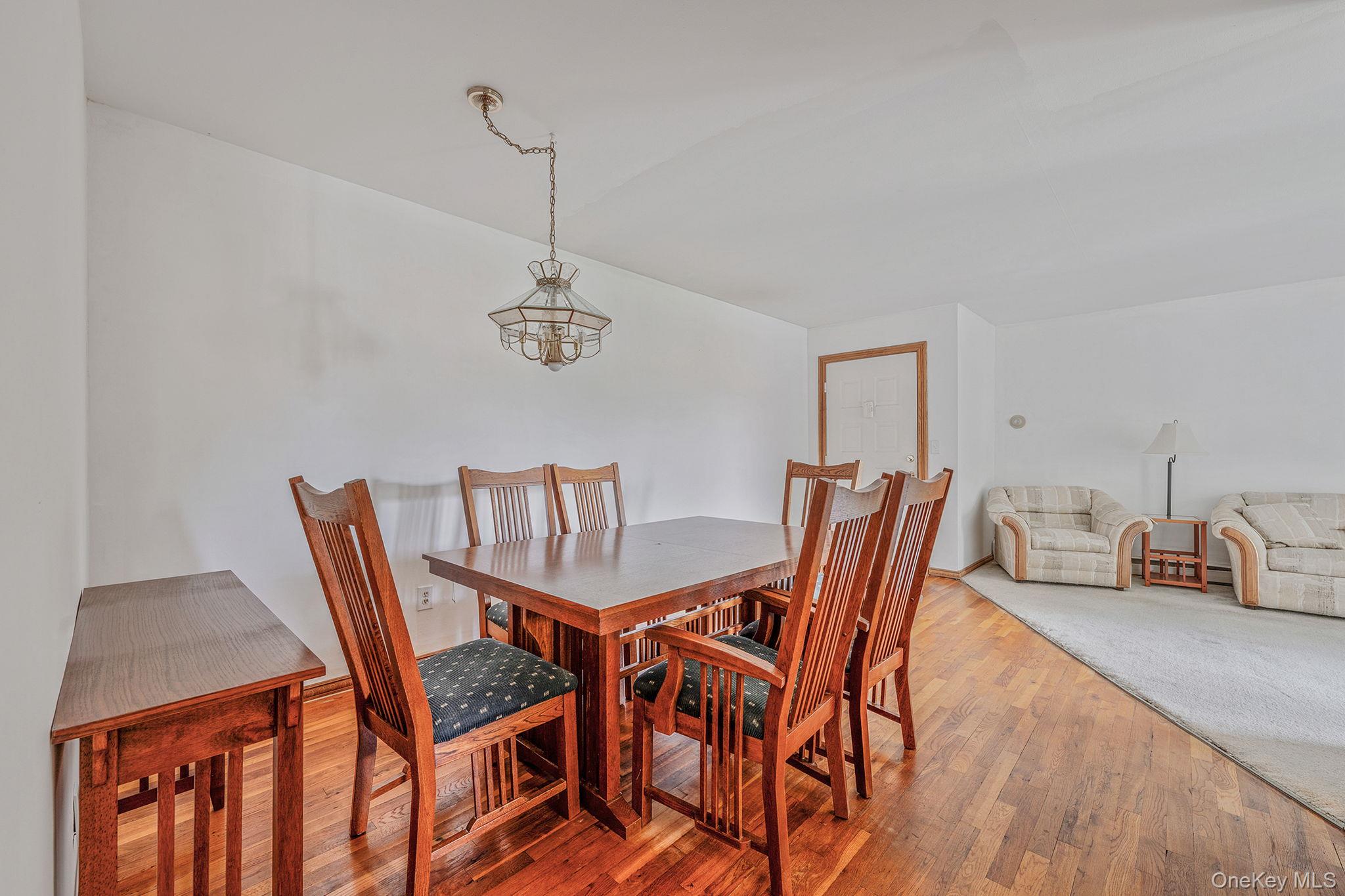 135 Fairharbor Dr # 135, Patchogue, NY 11772