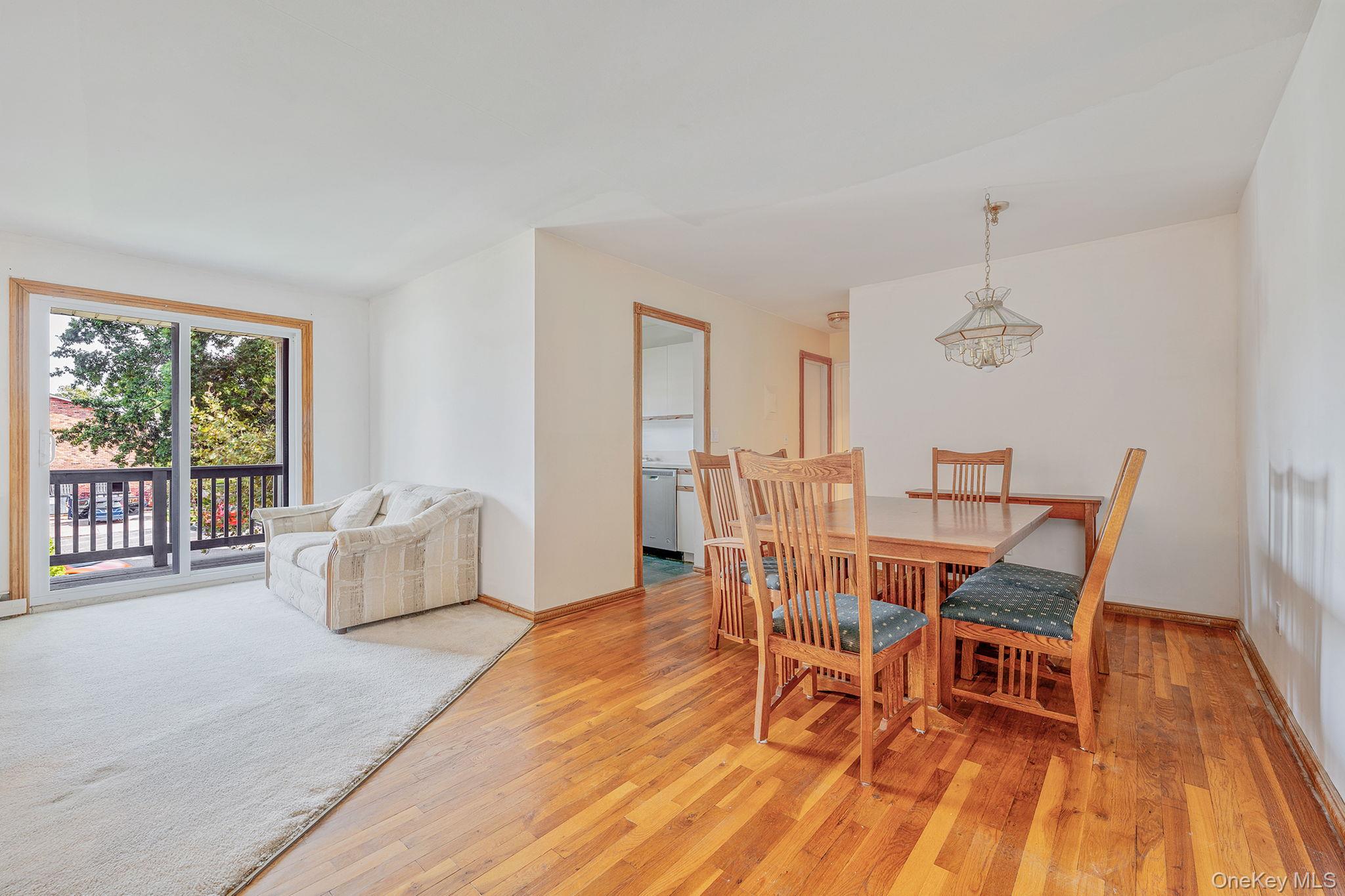 135 Fairharbor Dr # 135, Patchogue, NY 11772