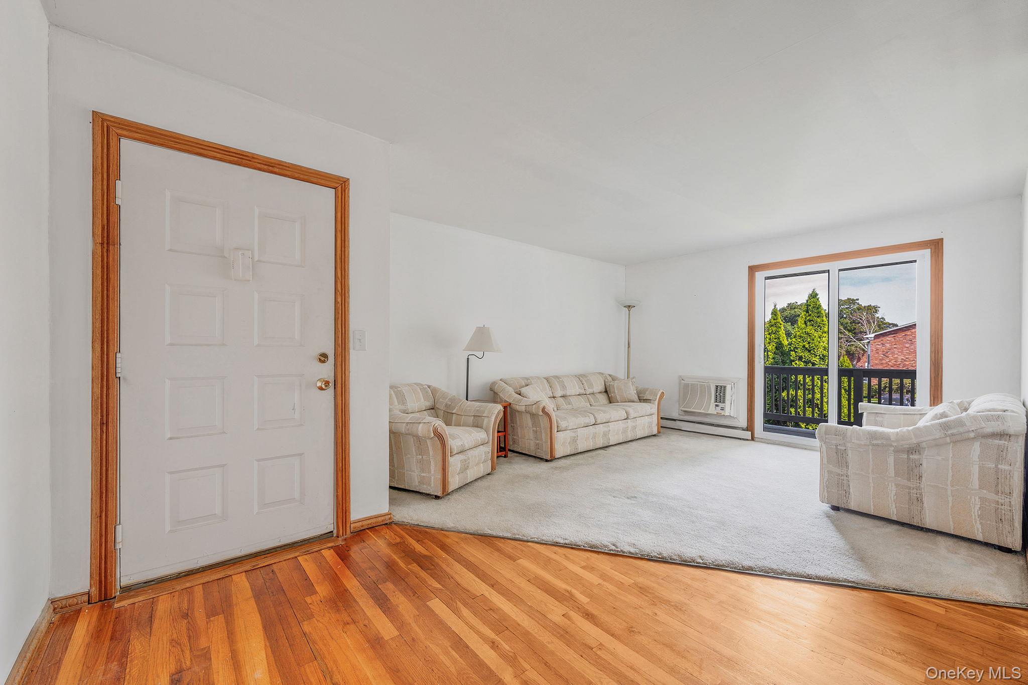 135 Fairharbor Dr # 135, Patchogue, NY 11772