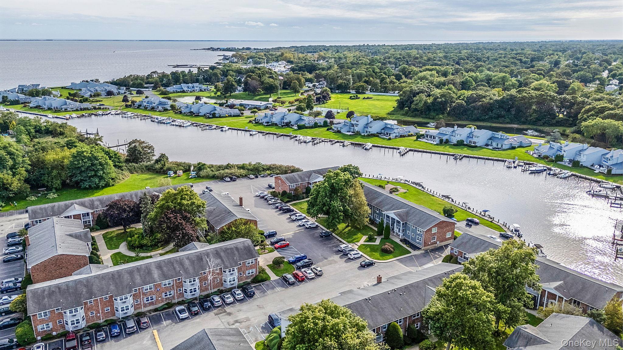 135 Fairharbor Dr # 135, Patchogue, NY 11772