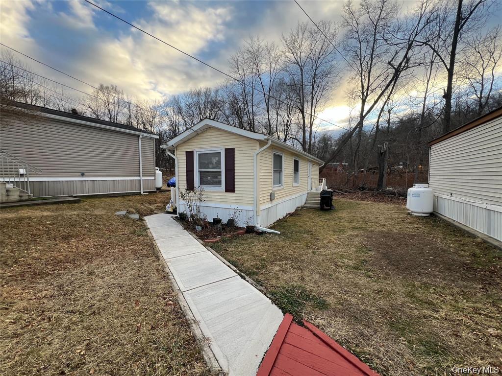 2 Mazies Lane # 3, New Windsor, NY 12553