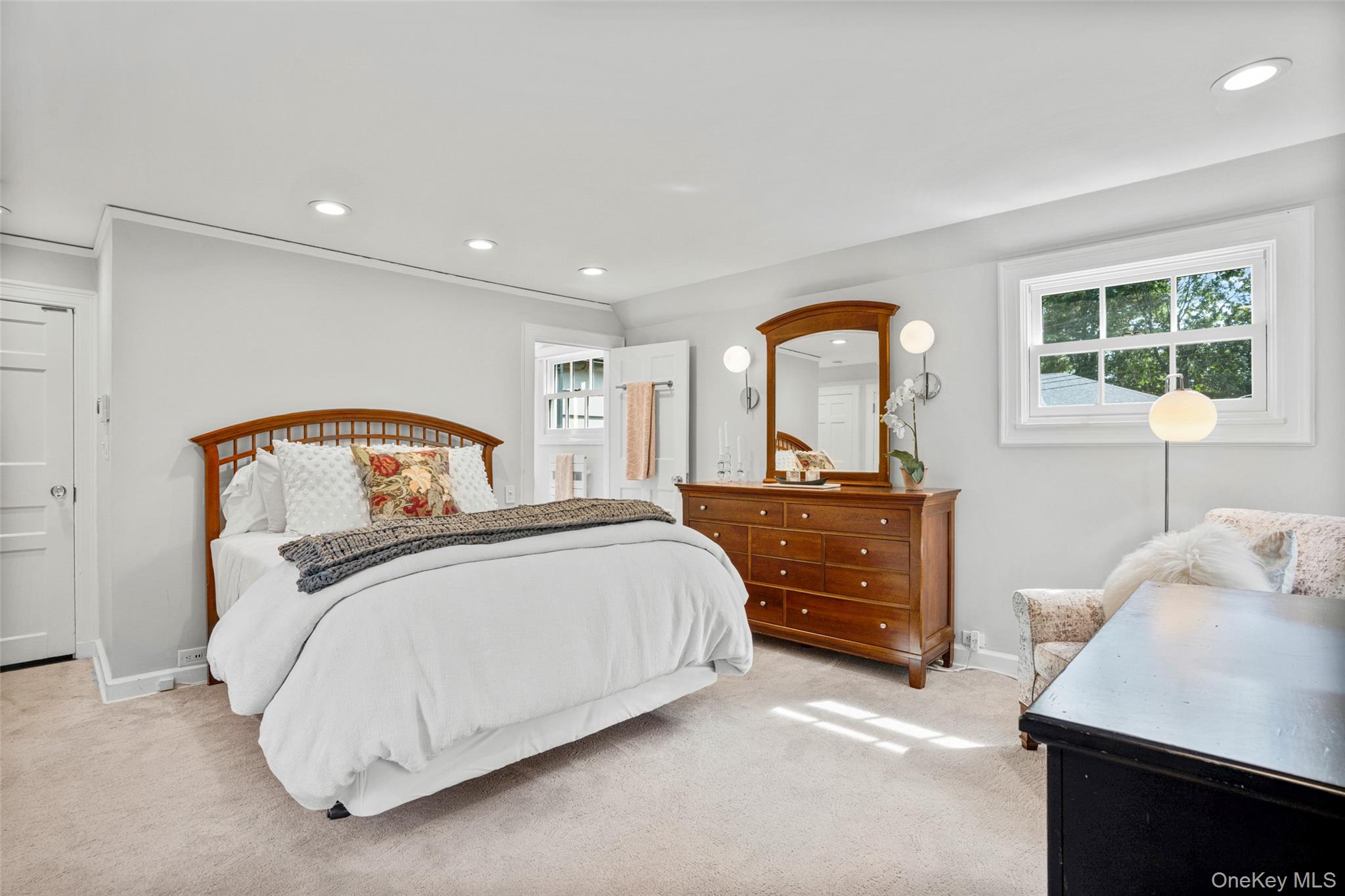 11 Dusenberry Road, Bronxville, NY 10708