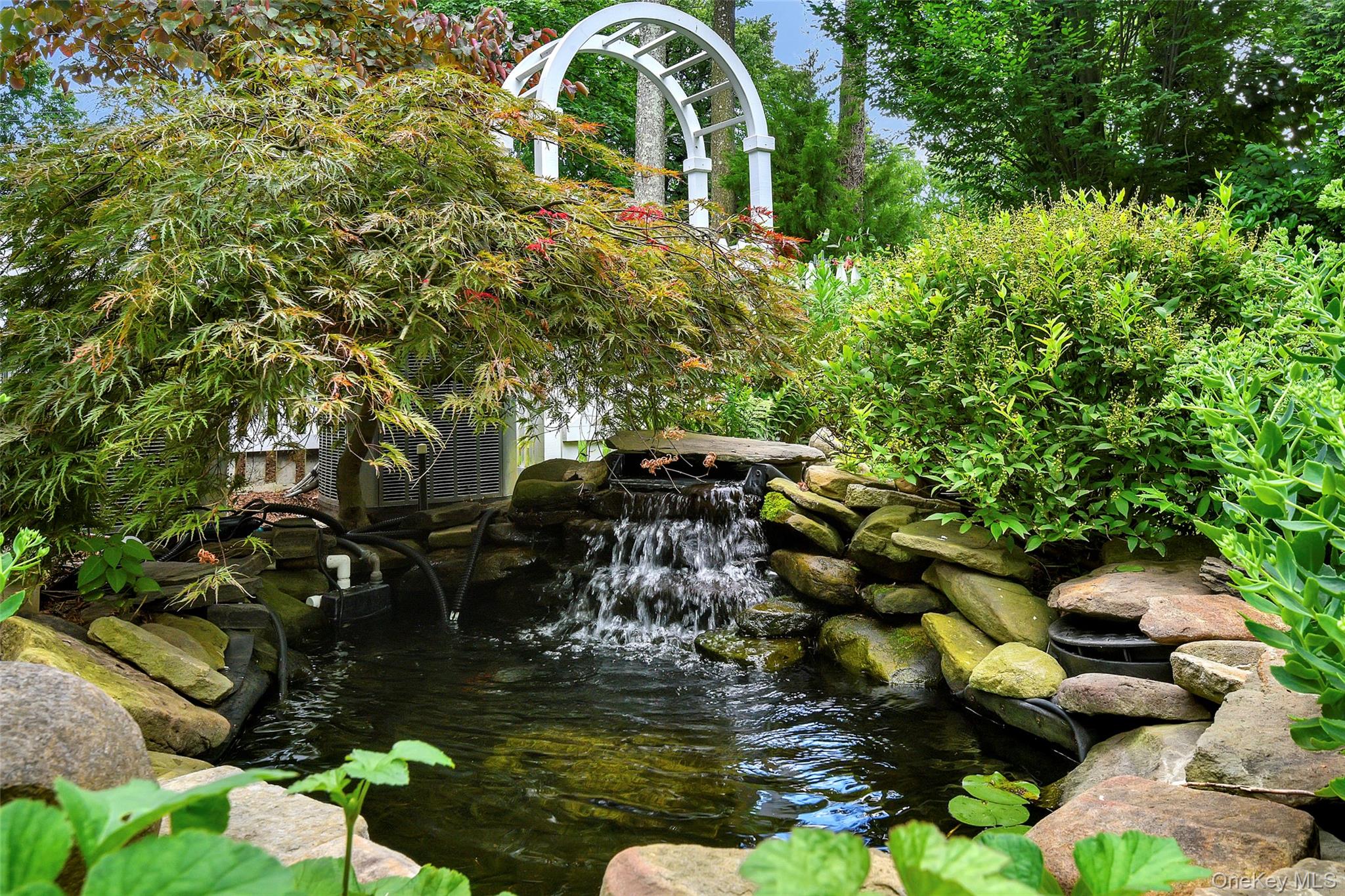 11 Dusenberry Road, Bronxville, NY 10708