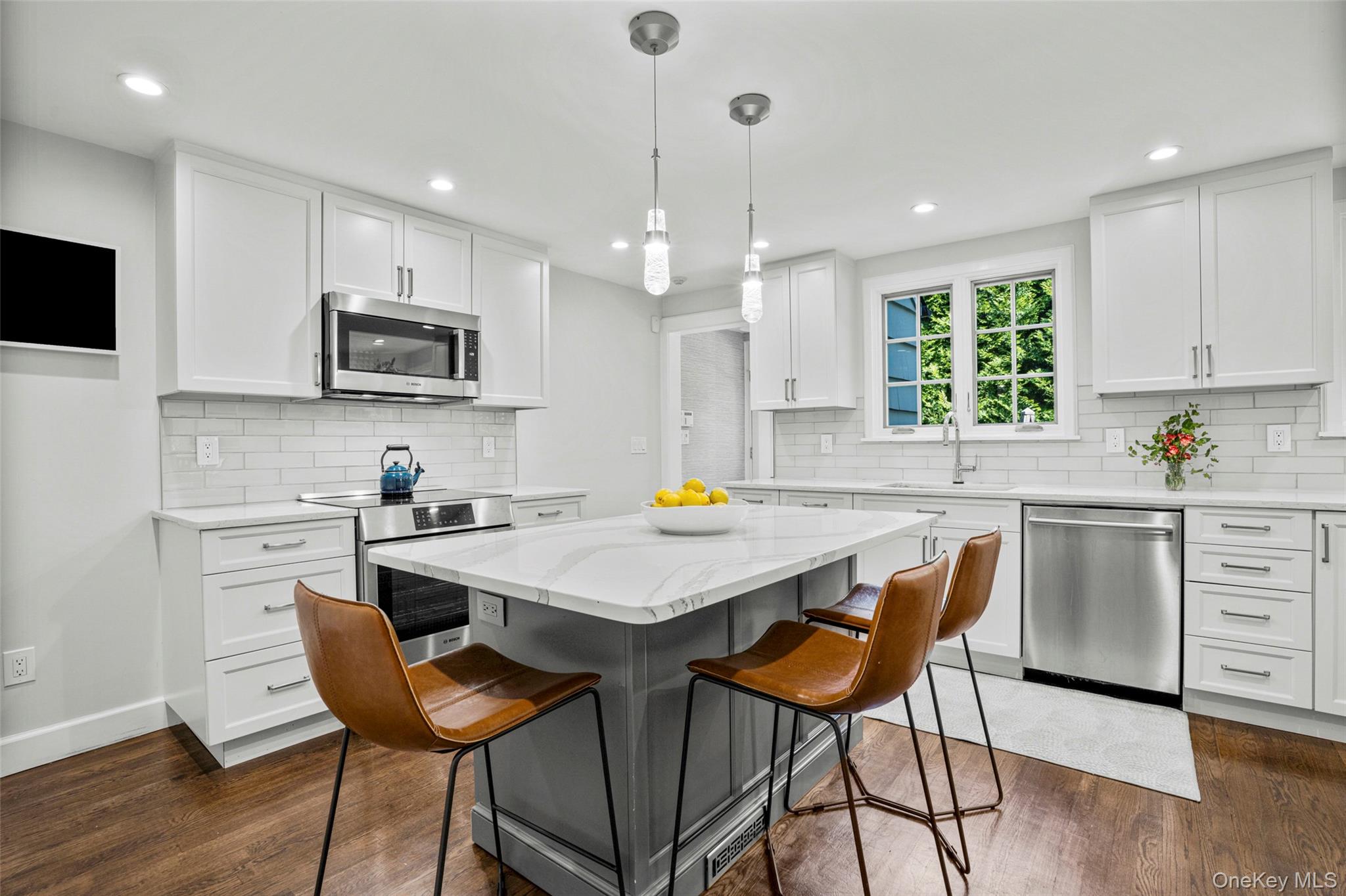 11 Dusenberry Road, Bronxville, NY 10708