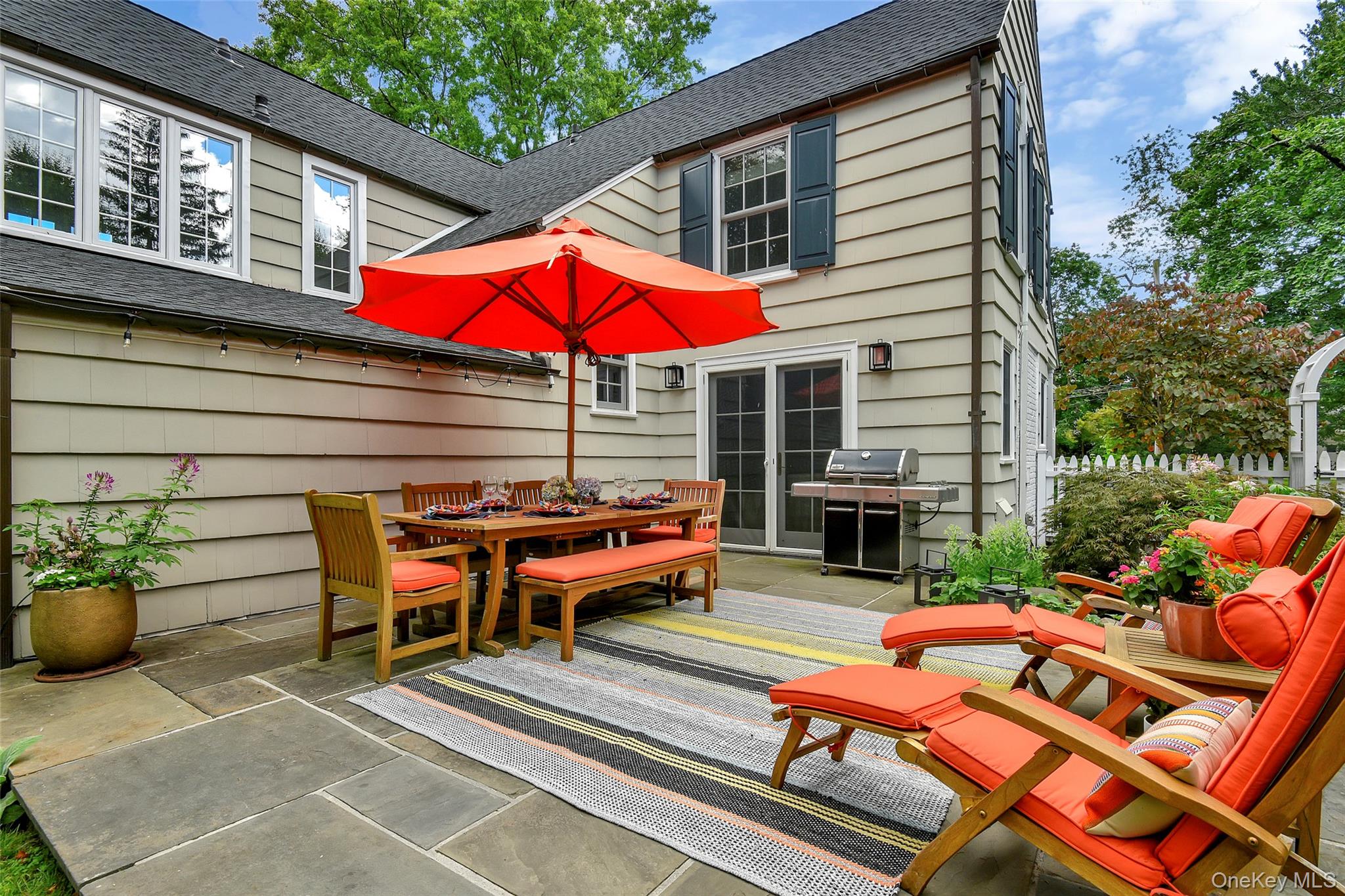 11 Dusenberry Road, Bronxville, NY 10708