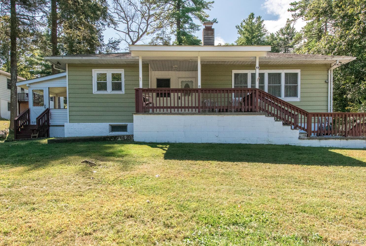 44 Pine Woods Road, Hyde Park, NY 12538