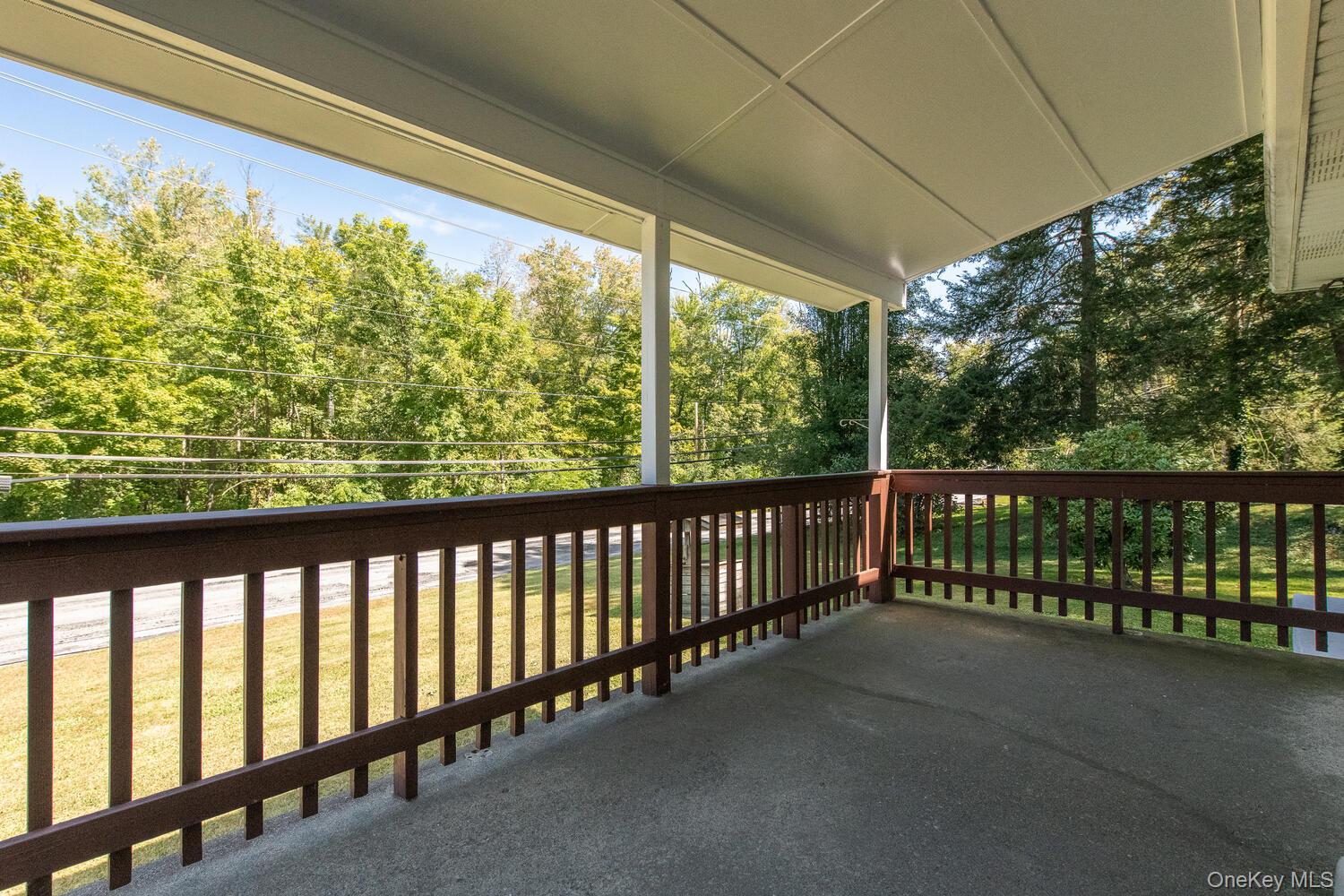 44 Pine Woods Road, Hyde Park, NY 12538