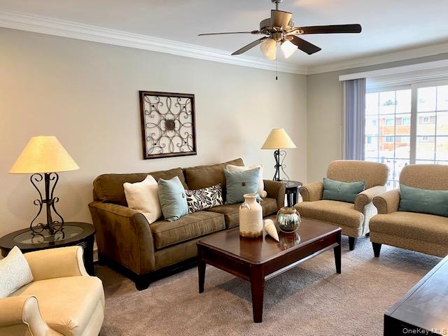 26 Williams Boulevard # 262B, Lake Grove, NY 11755