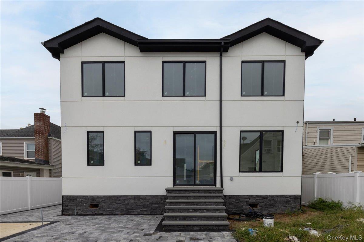 544 Arlington Road, Cedarhurst, NY 11516