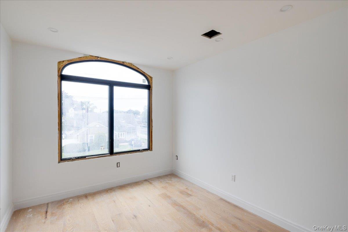 544 Arlington Road, Cedarhurst, NY 11516