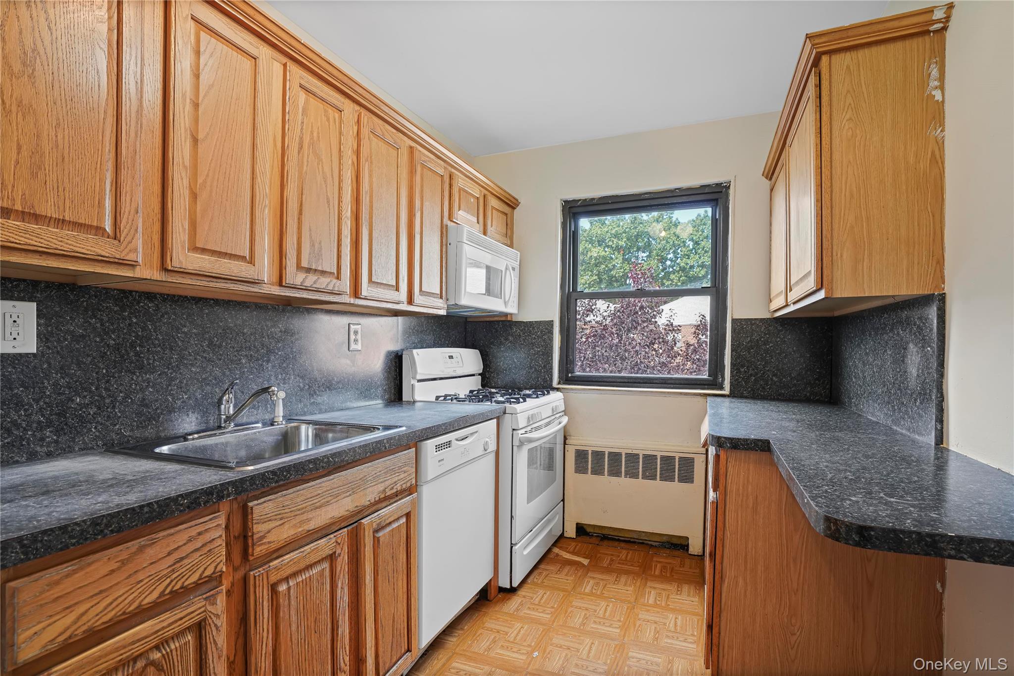90-55 Shore Parkway # 68, Howard Beach, NY 11414
